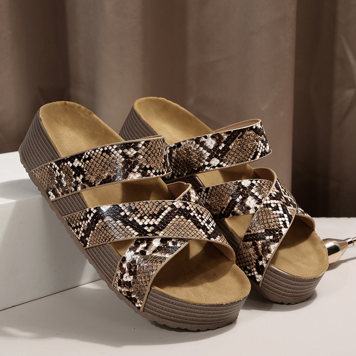 Women's Solara Woven Platform Sandals - Crisscross Strap Comfort Slides (US 4-10.5)