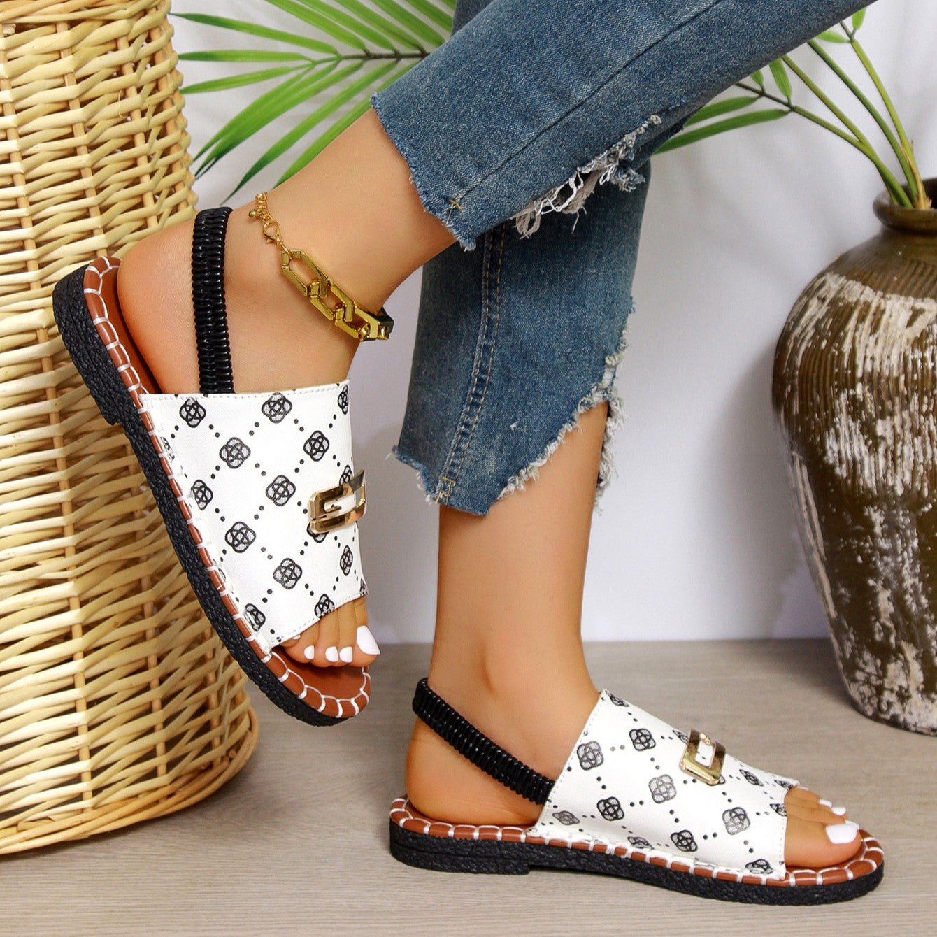 Women's Plus Size Single-Strap Canvas Sandals - Hand-Stitched Round-Toe Flats with Metallic Buckle