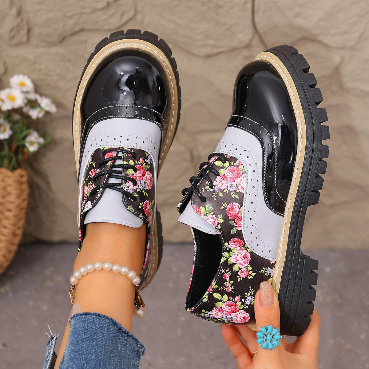 Women's Maribel Floral Brogue Shoes - Color-Block Chunky Platform Lace-Up Oxfords with Lug Sole (US 5-10.5)