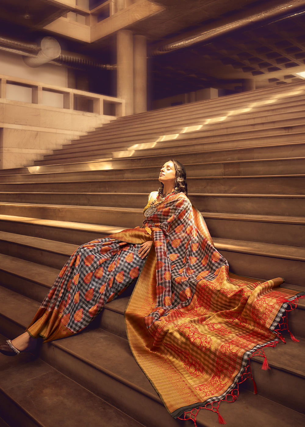 Anchor Grey Zari Woven Banarasi Silk Saree - qivii