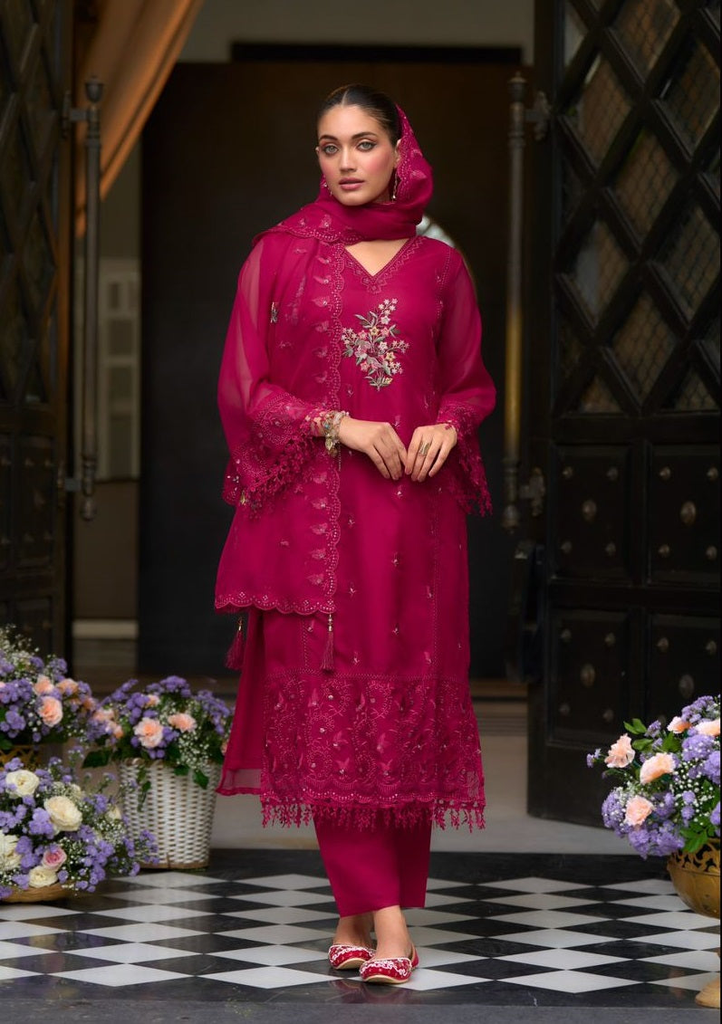 Pink soft blooming organza emboidery & khatali work with gpu lace Salwar Suit