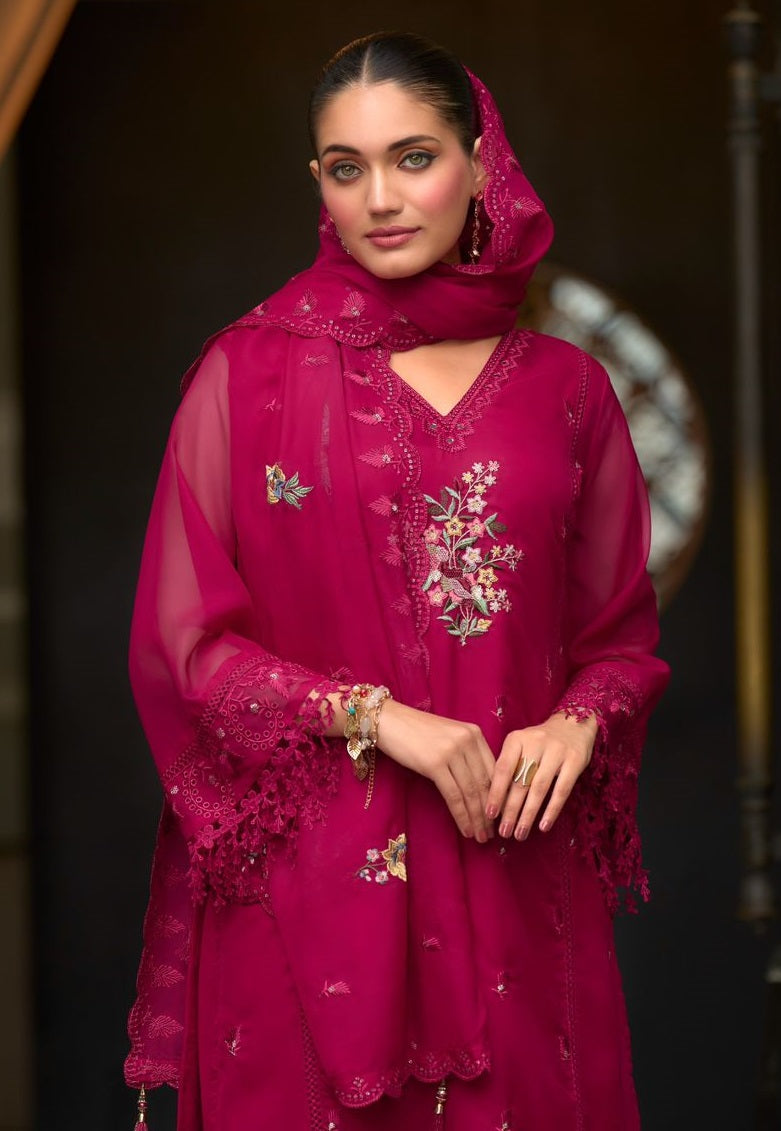 Pink soft blooming organza emboidery & khatali work with gpu lace Salwar Suit