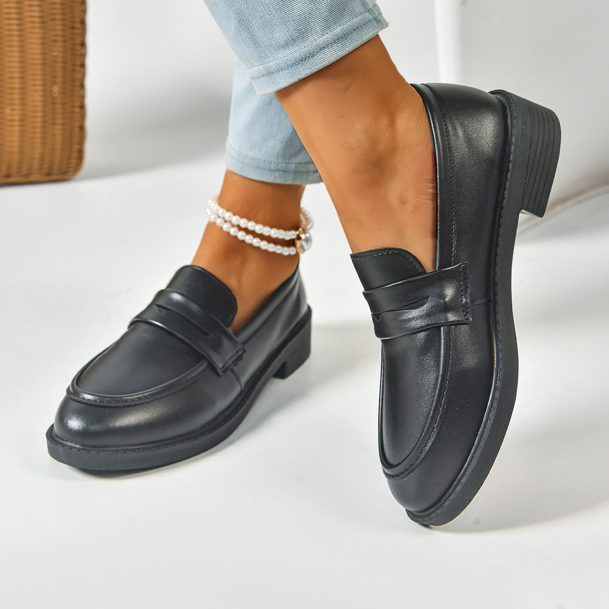 Women's Plus Size Gloss Chunky Heel Loafers Lacquer-Finish Slip-Ons