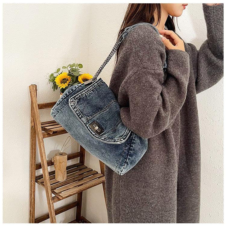 Women's Vintage Denim Tote Bag – Casual Chain Strap Shoulder Bag with Spacious Compartment Retro Commuter Essentials
