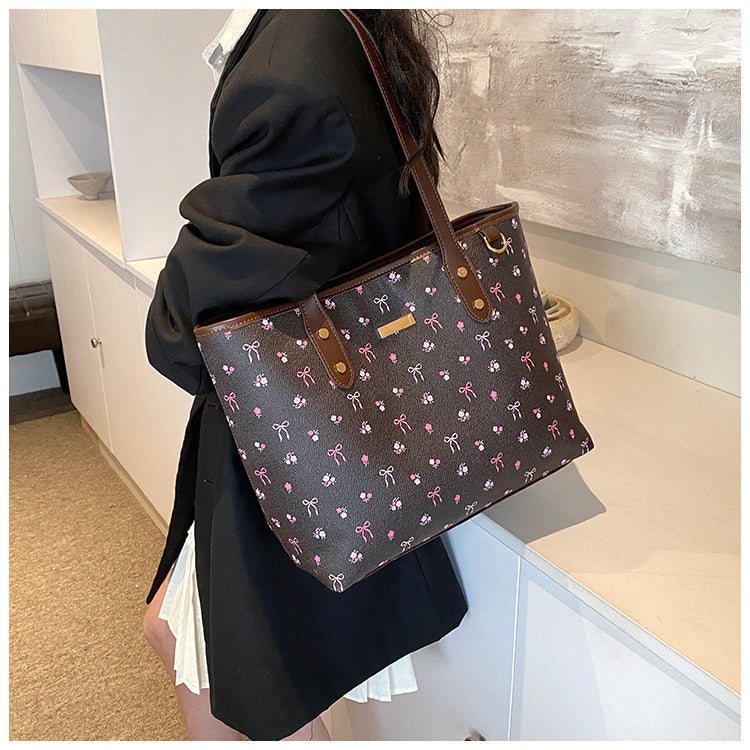 Women‘s Large Capacity Floral Tote Bag | Fashionable & Versatile Daily Commuter Shoulder Bag