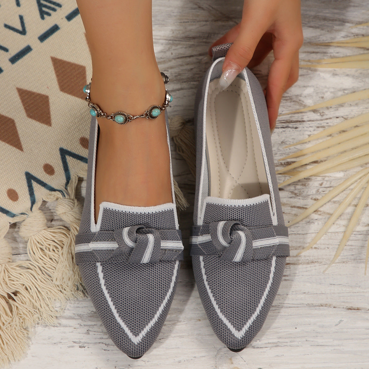 Women's Plus Size Fashion Flyknit Slip-On Pointed-Toe Casual Flats