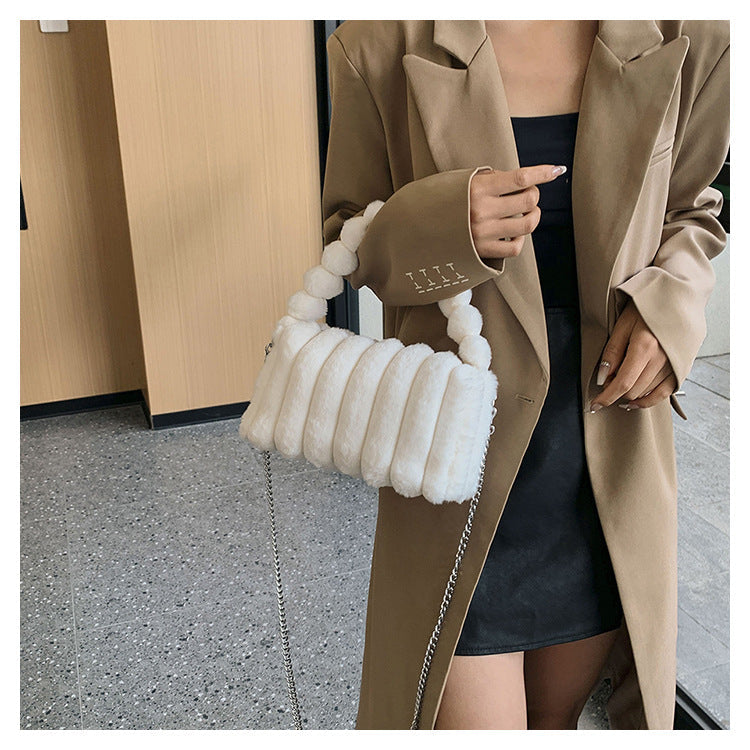 Women‘s Plush Tote & Crossbody Bag – Cloud-Like Soft Minimalist Purse for Everyday Chic