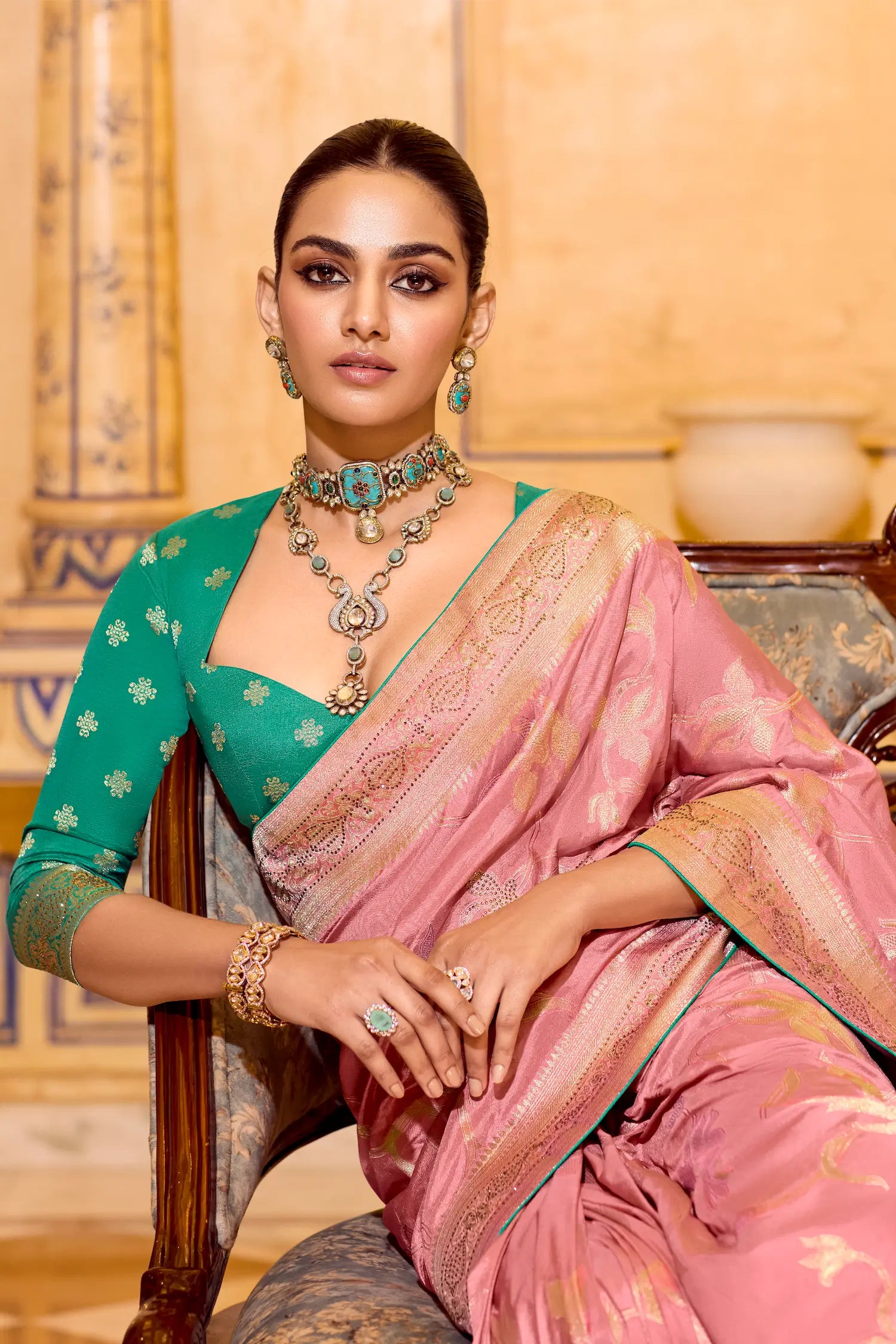 Dusty Pink Crepe Silk Zari Weaving Saree