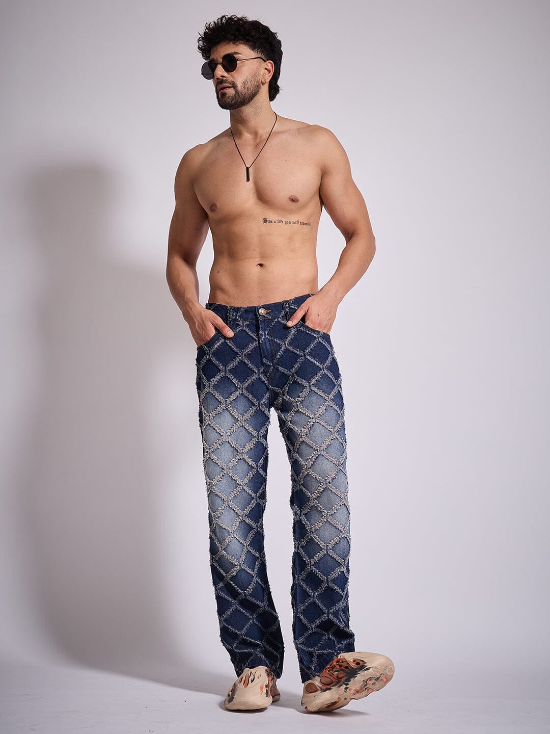 Dark Washed Distressed Patterned Straight Fit Denim