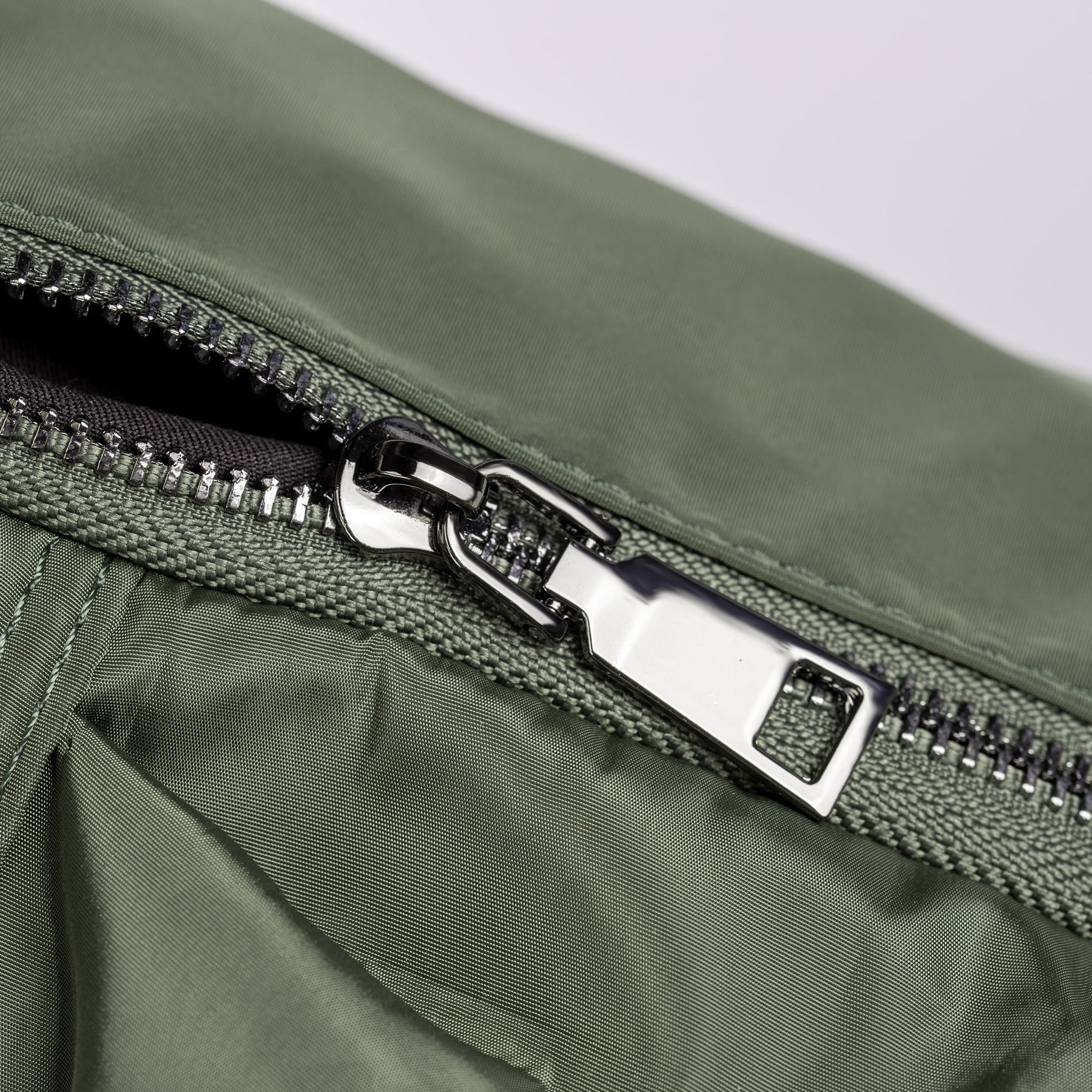 Bellance | Crossbody Bucket Bag  - By Qivii