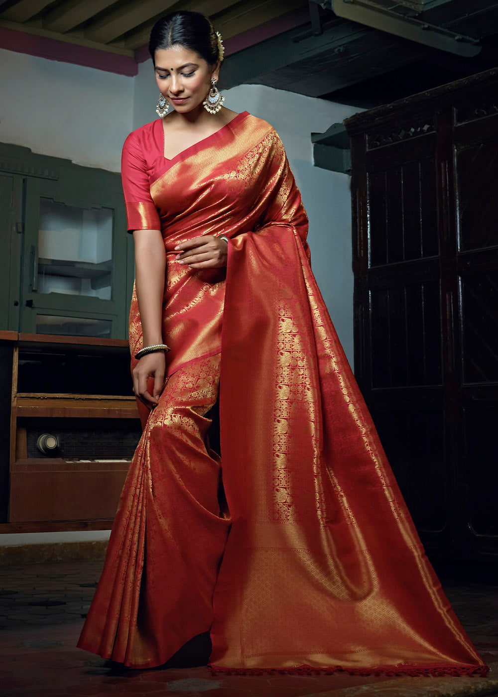 Orange Red Woven Kanjivaram Silk Saree - qivii