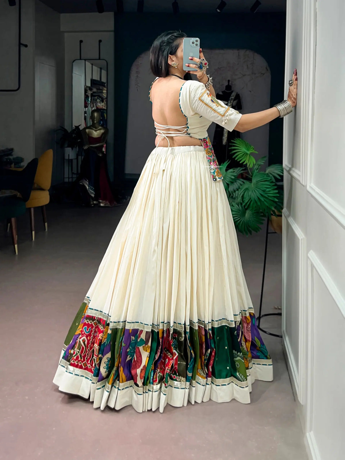 Off White Garba Chaniya Choli With Gamthi Work Blouse
