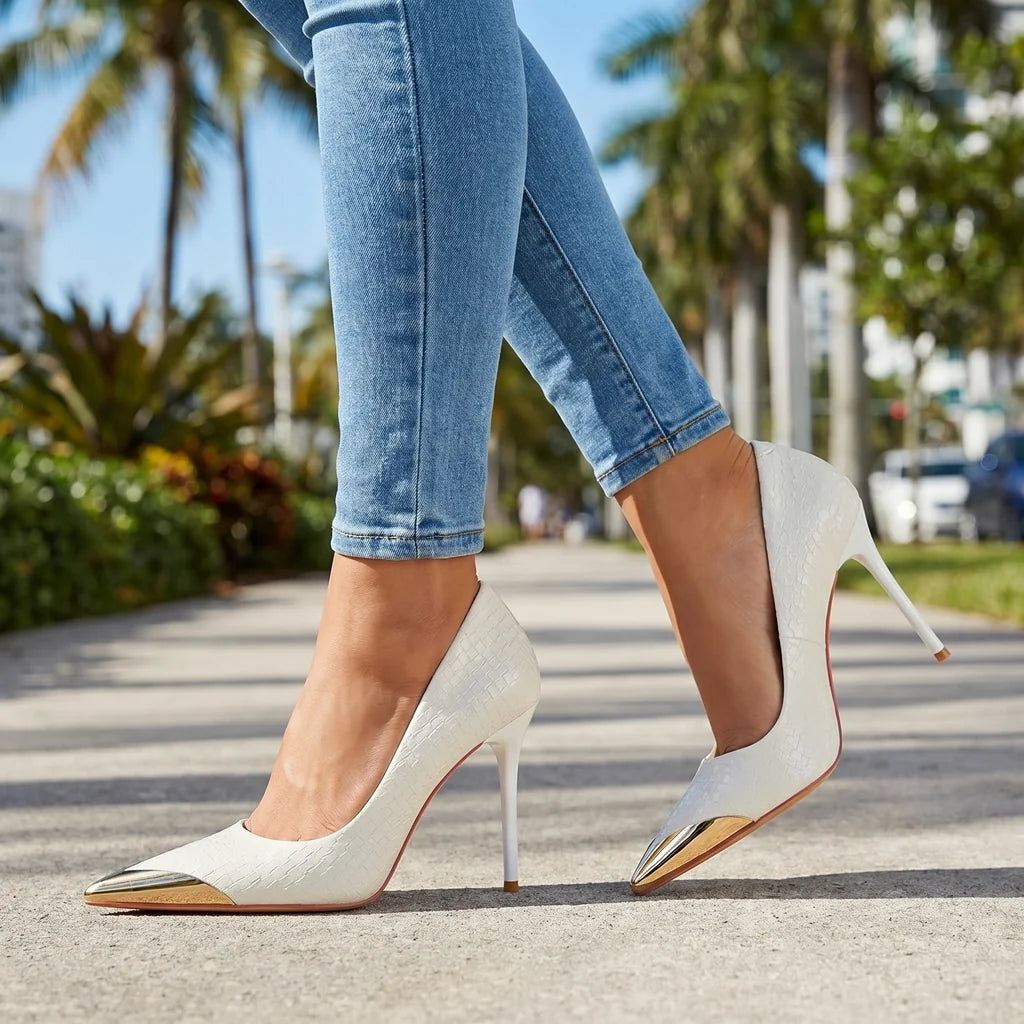 Diana Pointed Pumps