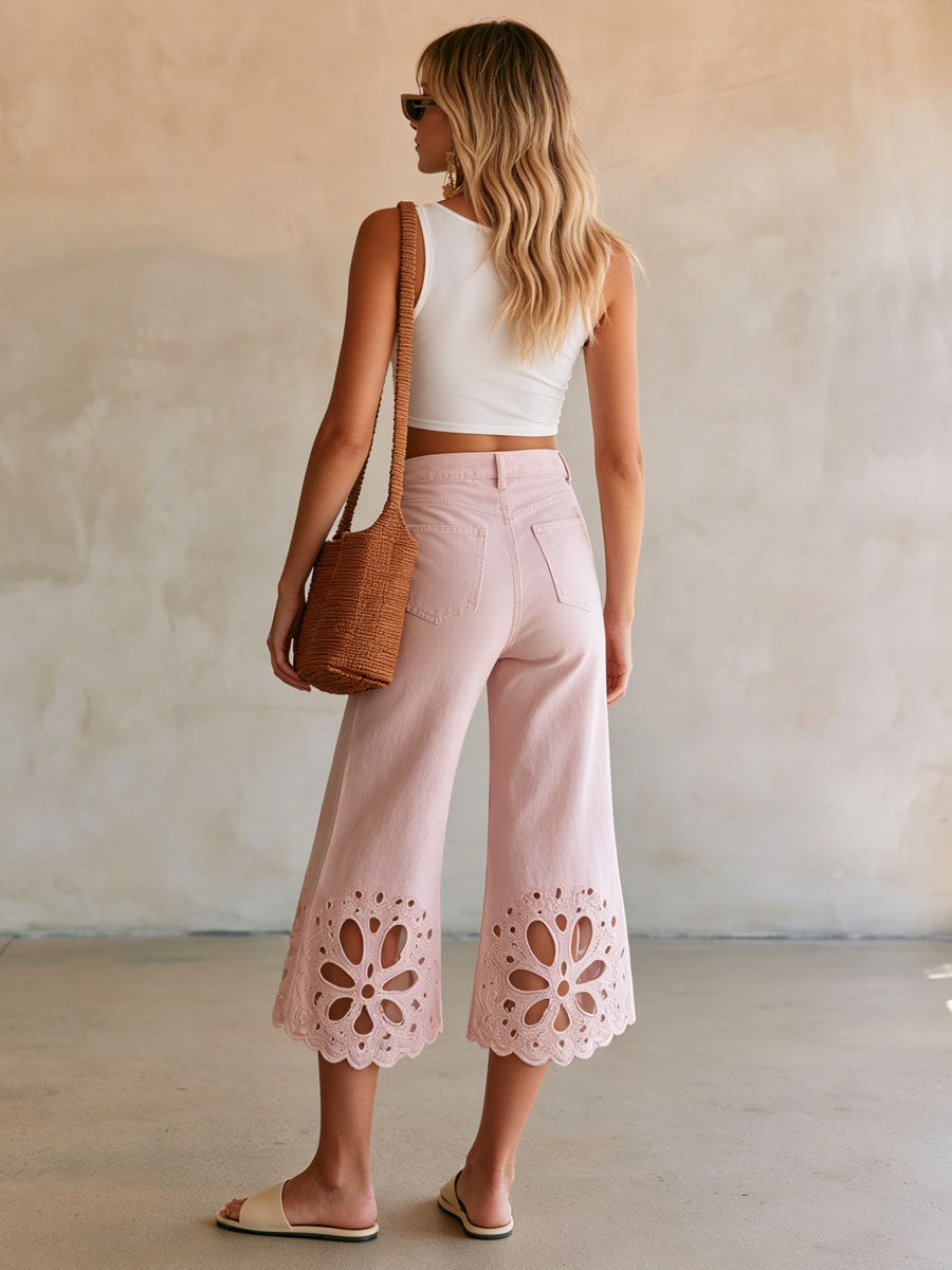 Fashionable Retro-style Cutout Embroidered Cropped Pink Jeans