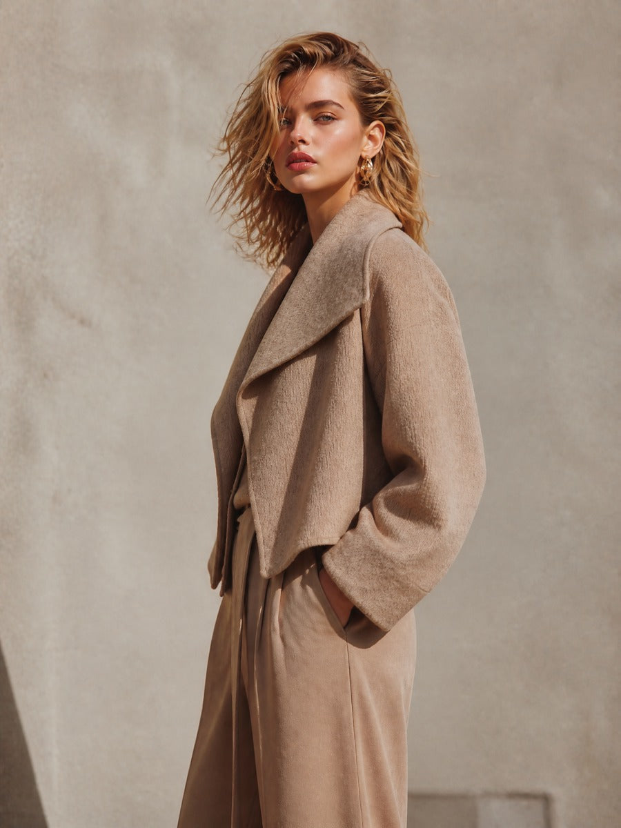 Women's Oversized Wool-Blend Cropped Coat With Wide Lapel