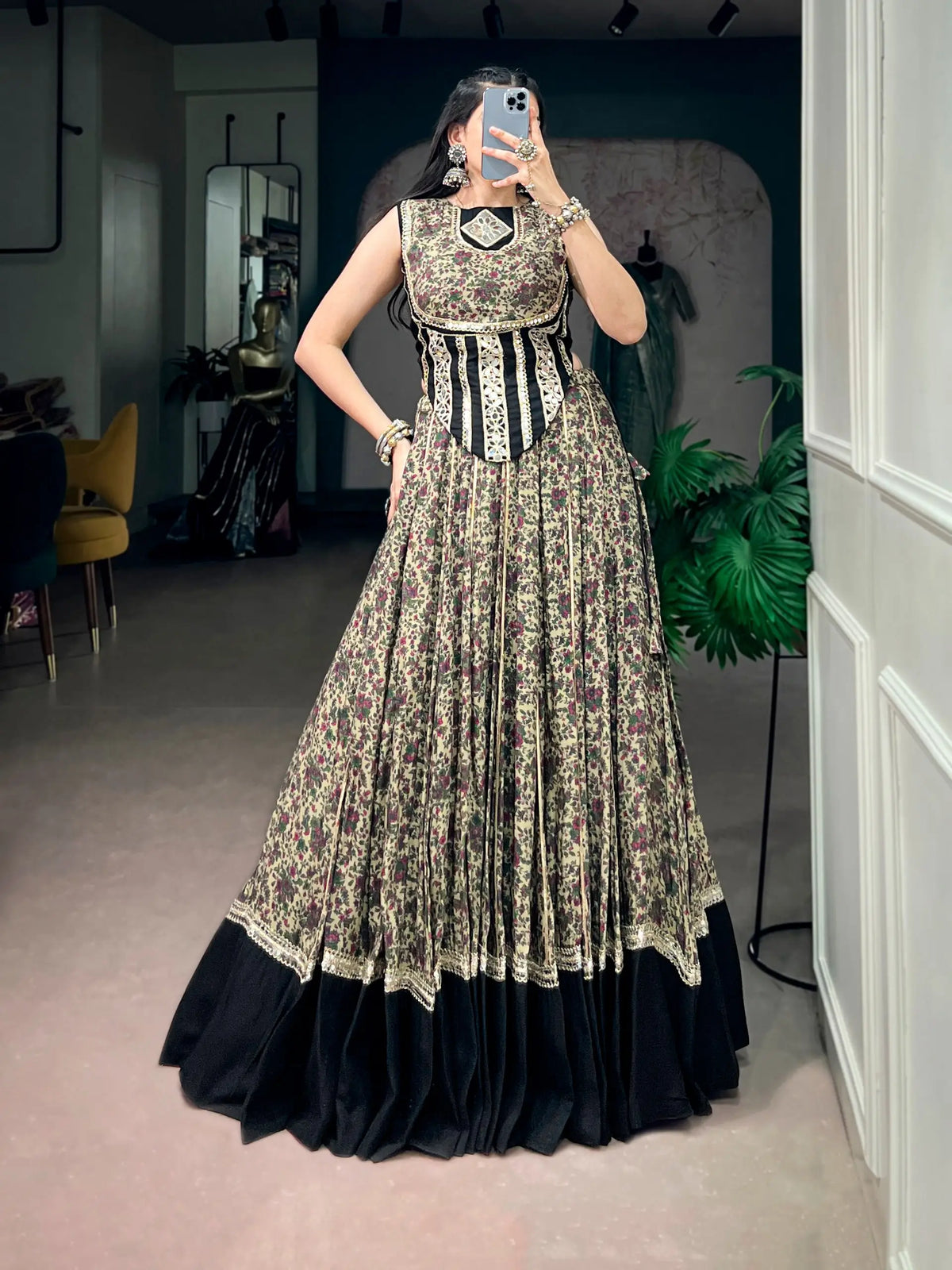 8 Meter Flair | Black Garba Chaniya Choli With Print & Mirror Lace