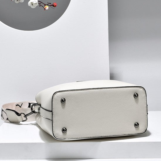 Women’s Signature-Buckle Square Bucket Bag - Premium Convertible Shoulder & Crossbody with Architectural Silhouette & Elevated Minimalism