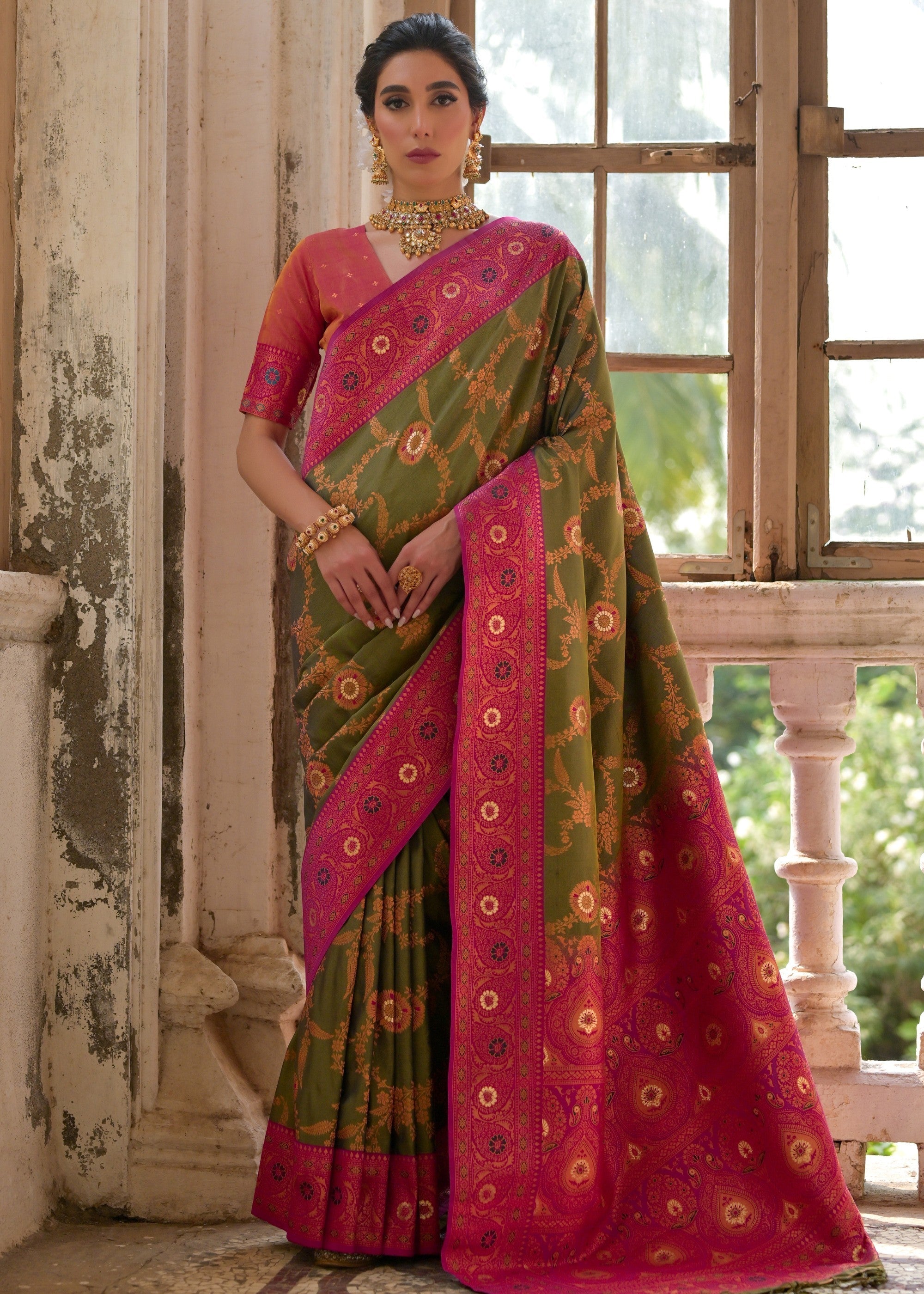 Mehendi Green All Over Flower Printed Zari Woven Banarasi Silk Saree With Contrast Pallu - qivii