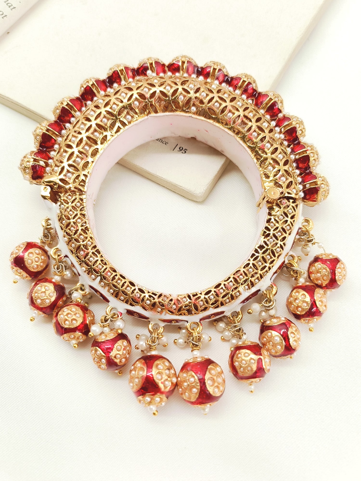 Gayatri Maroon Antique Kada