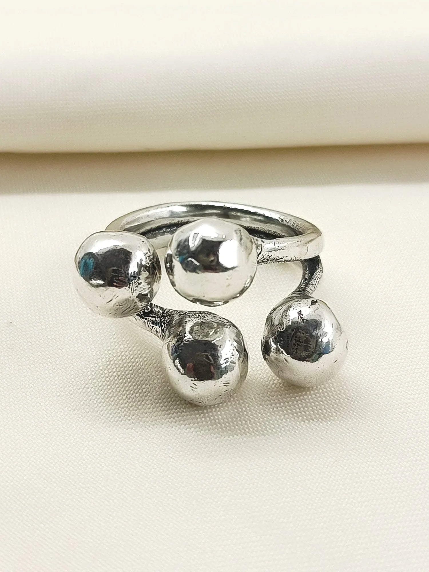 Madhu Silver Western Finger Ring