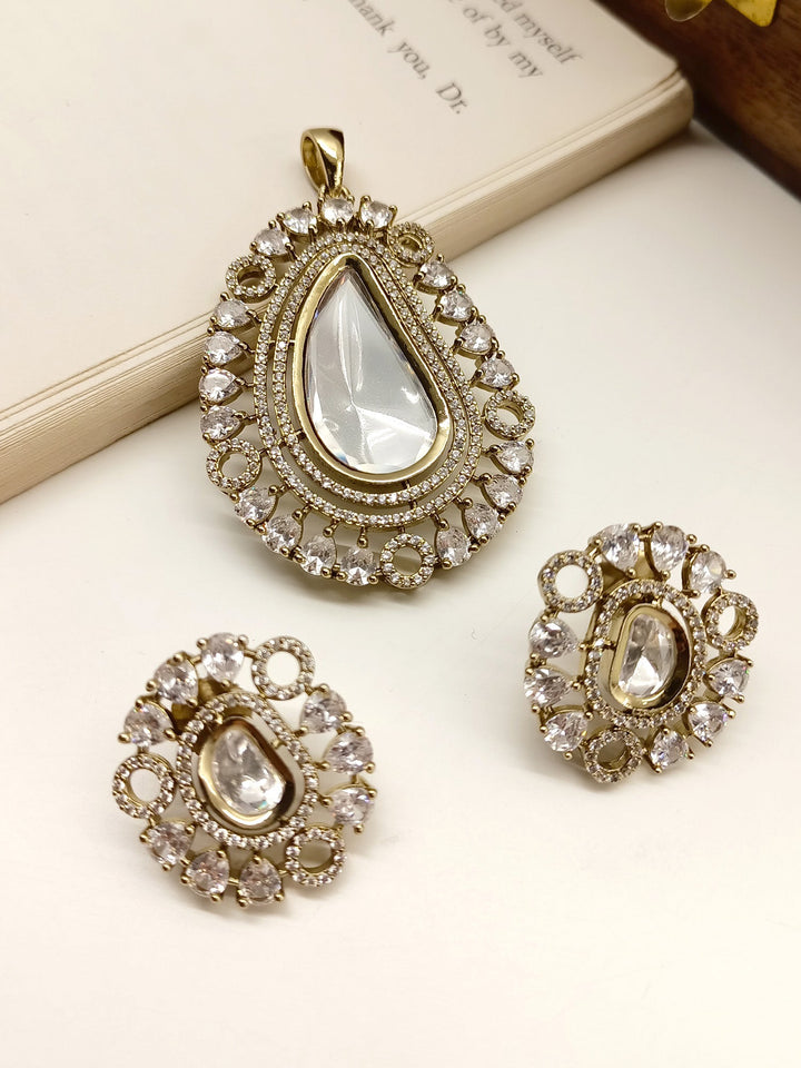 Aranyani Diamond Polki Pendant Set