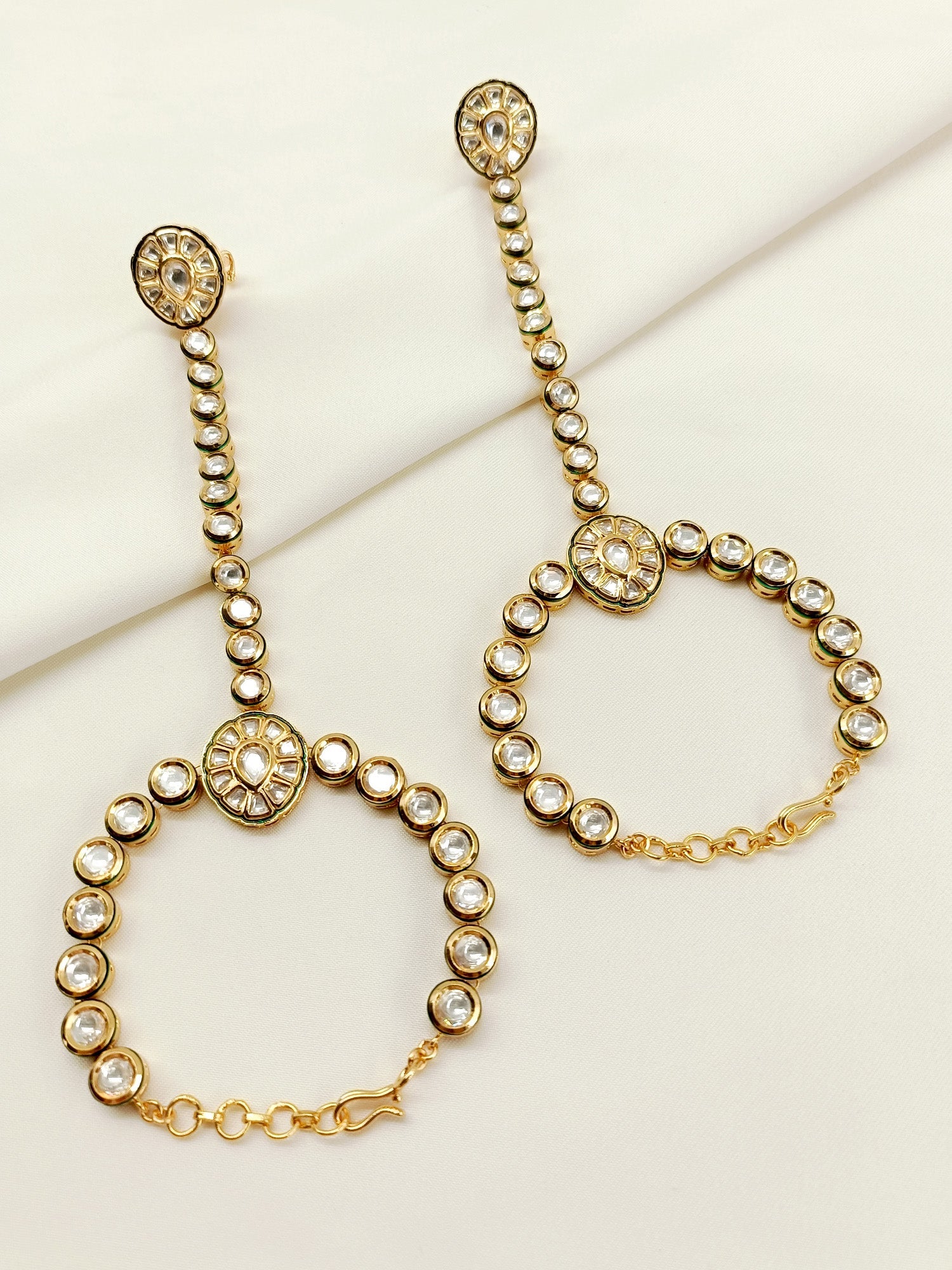 Shikha White Kundan Hathphool Set Of 2