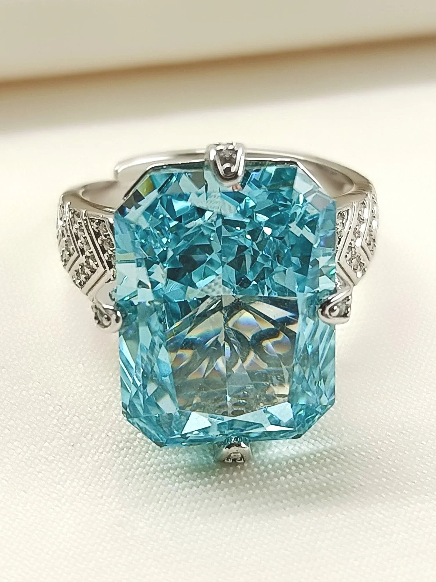Satya Firozi American Diamond Finger Ring