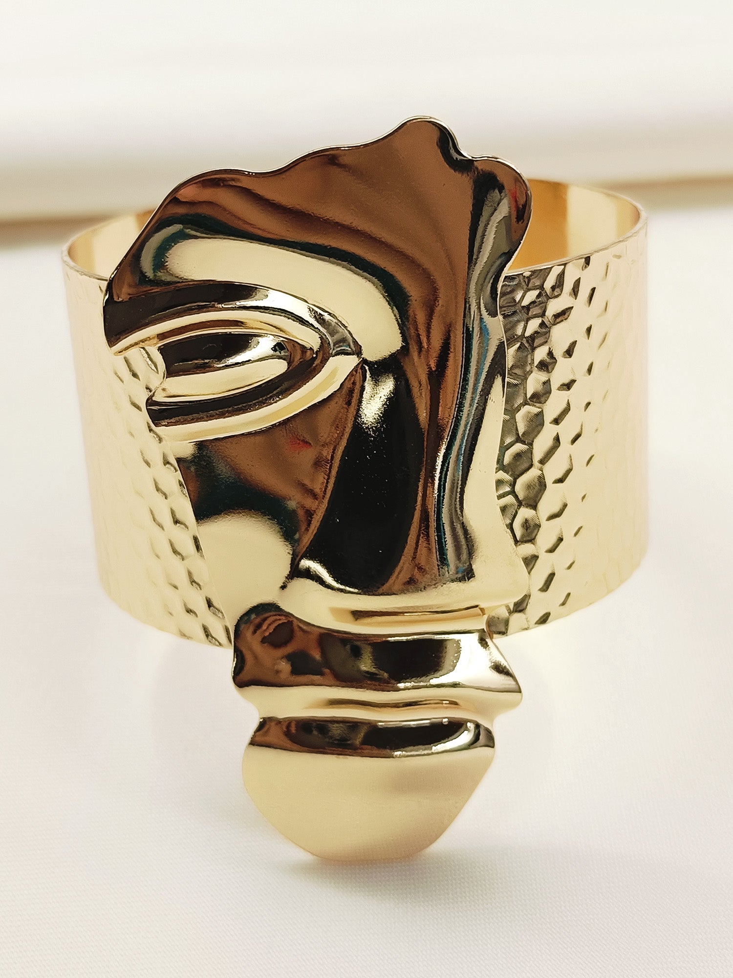 Jessie Golden Western Bracelet