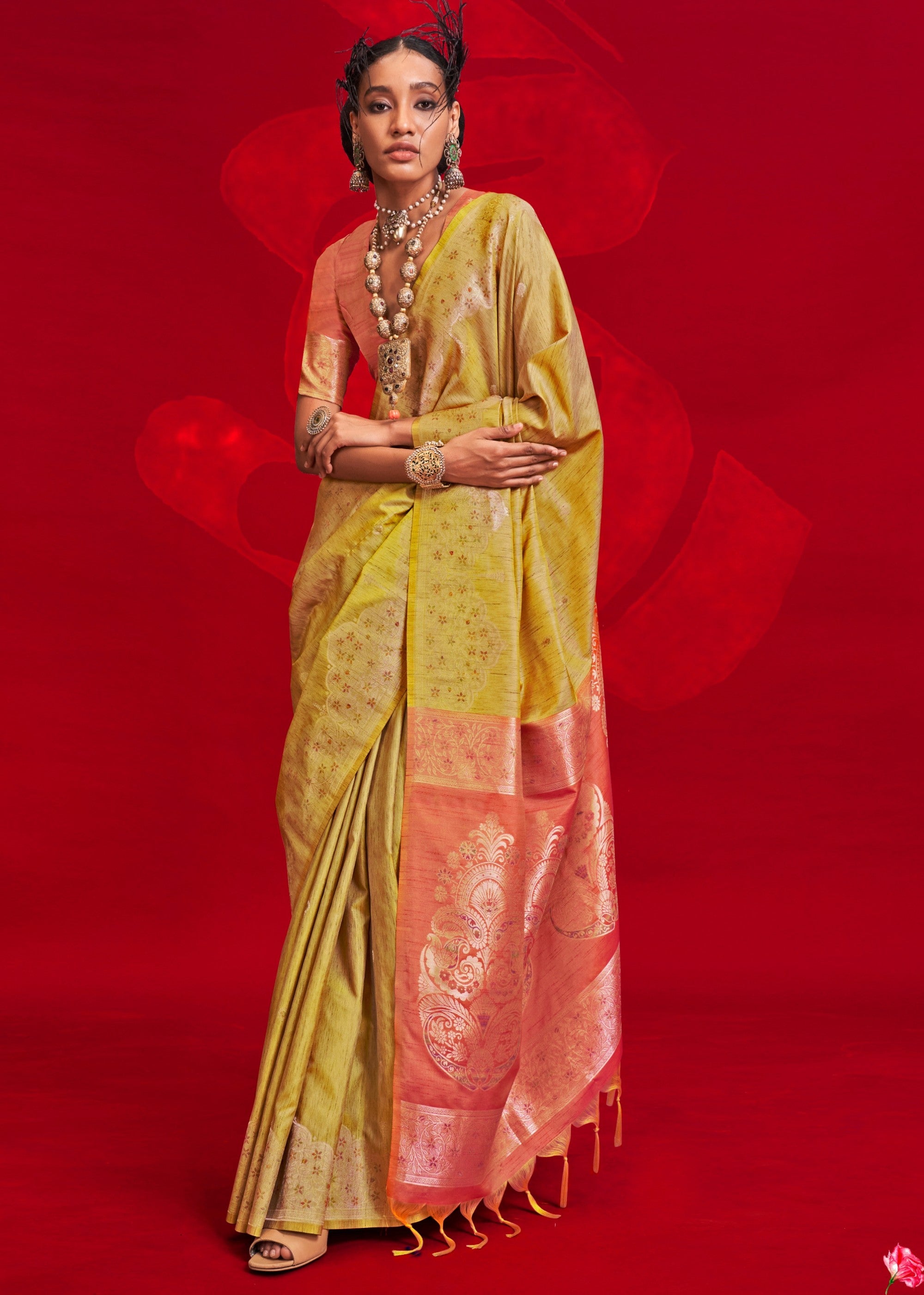Yellow Tussar Silk Handloom Weaving Saree with Contrast Ikkat Pallu - qivii
