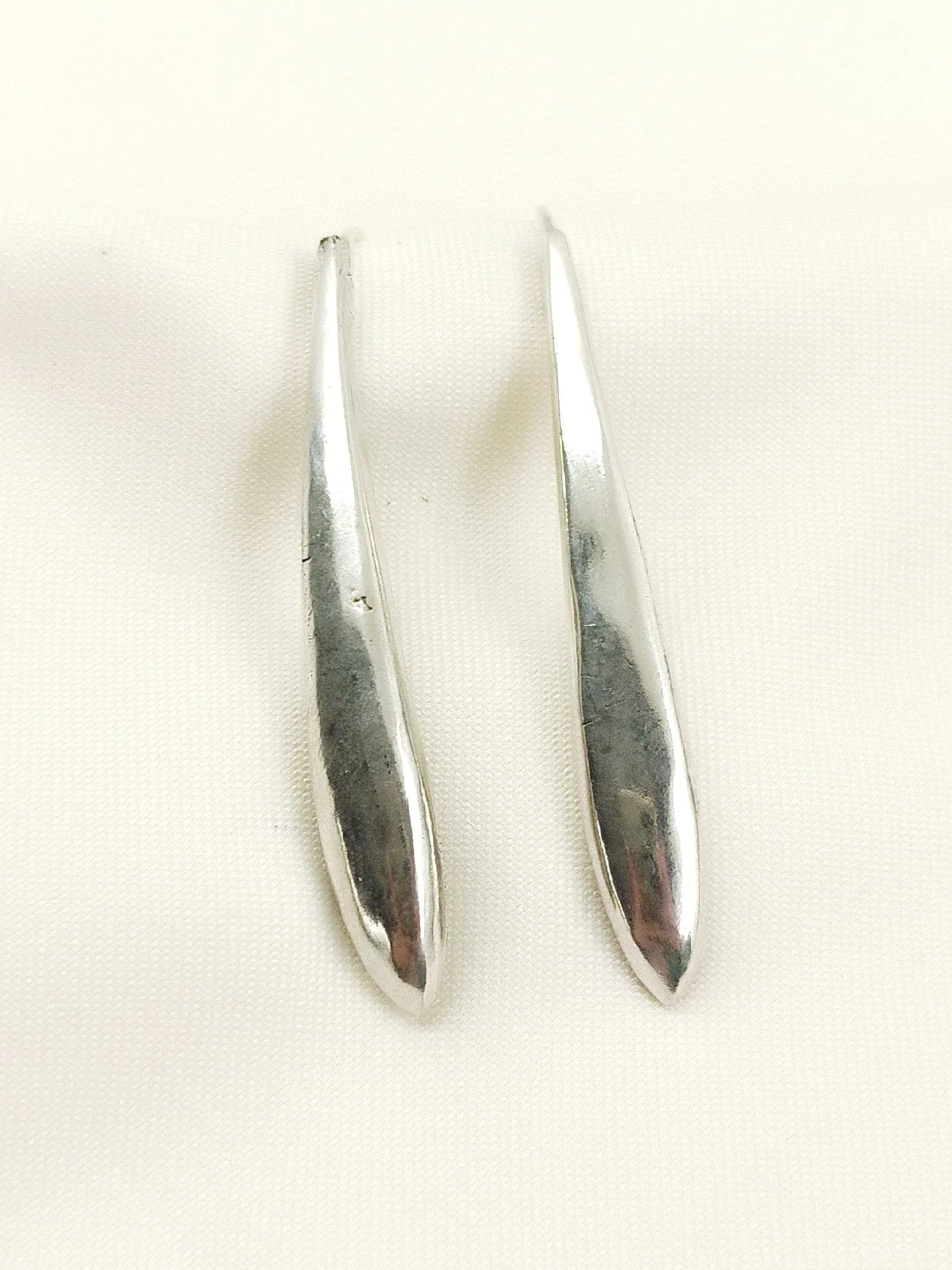 Anshita Silver Western Earrings
