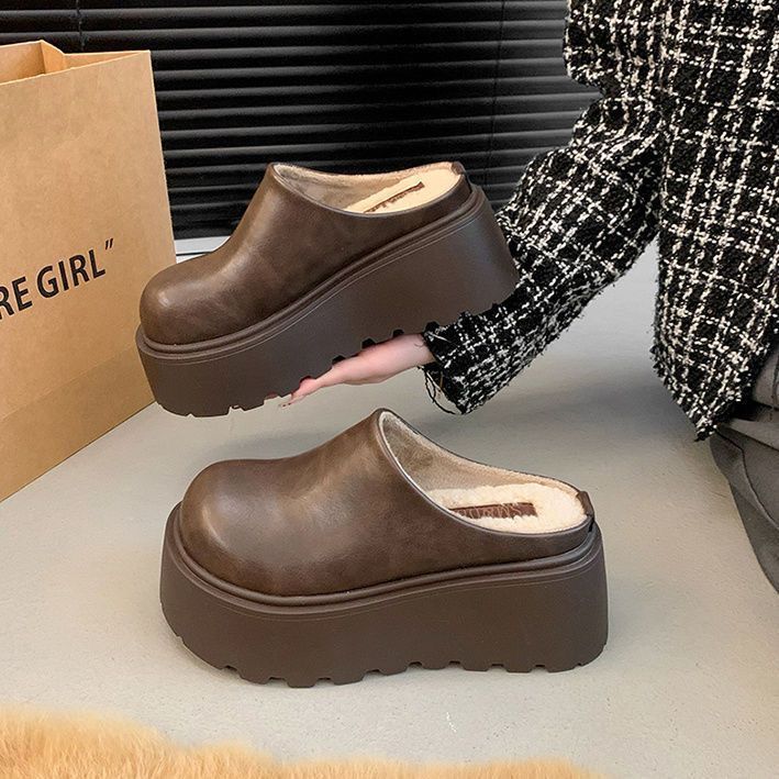 Women's Wren Fleece-Lined Clog Mules - Chunky Platform Closed-Toe Slip-On Shoes (US 4-8.5)