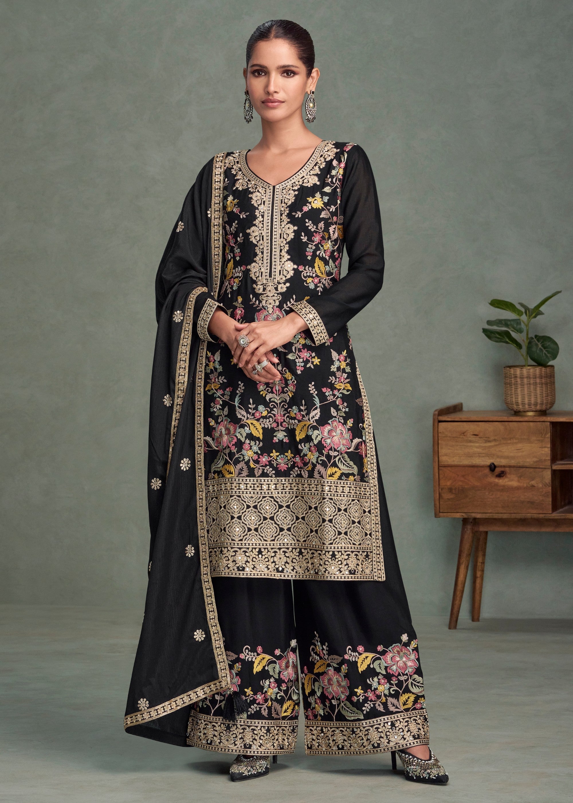 Black Premium Chinnon Silk Salwar Suit - qivii