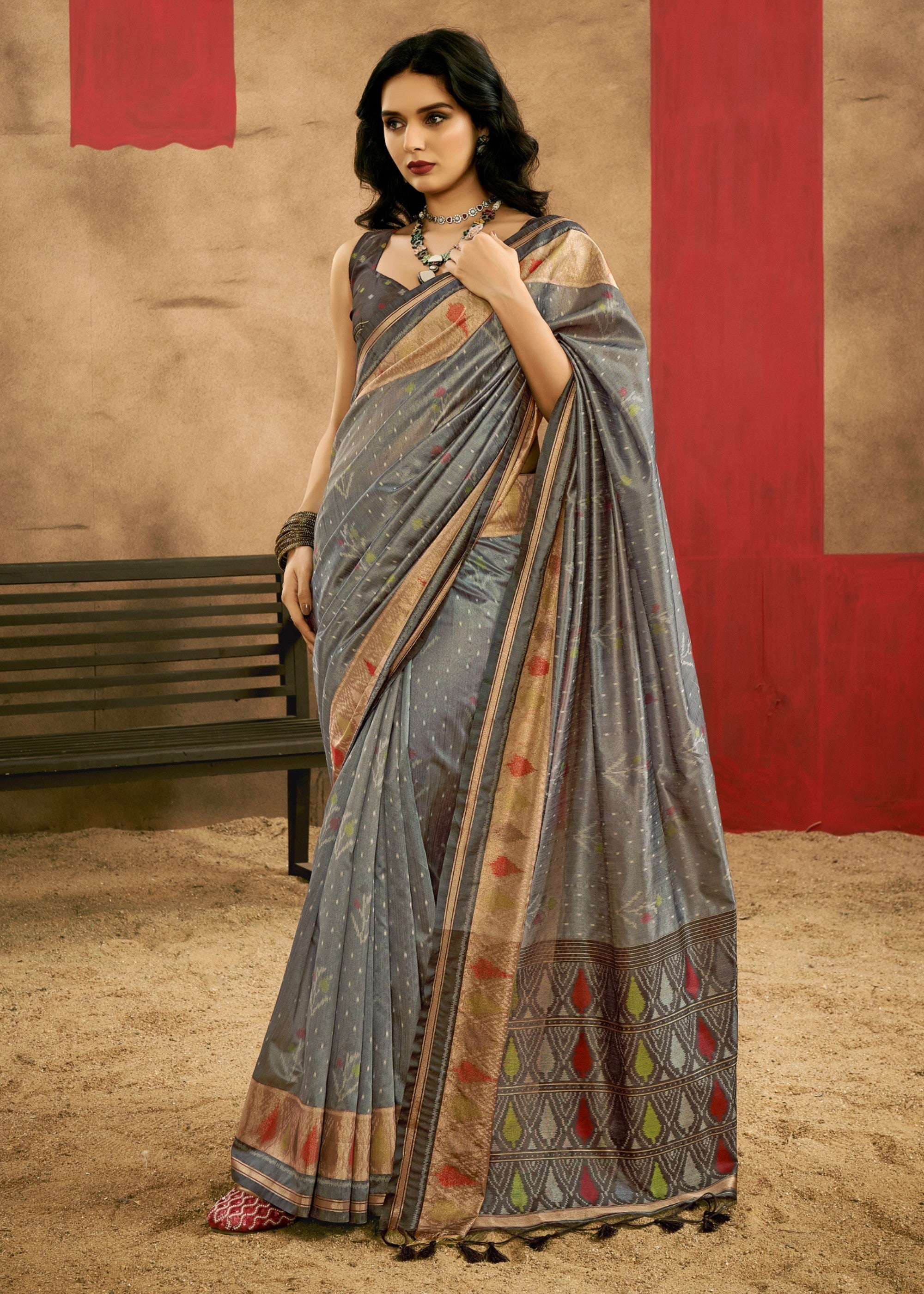 Grey Patola Handloom Weaving Silk Saree - qivii