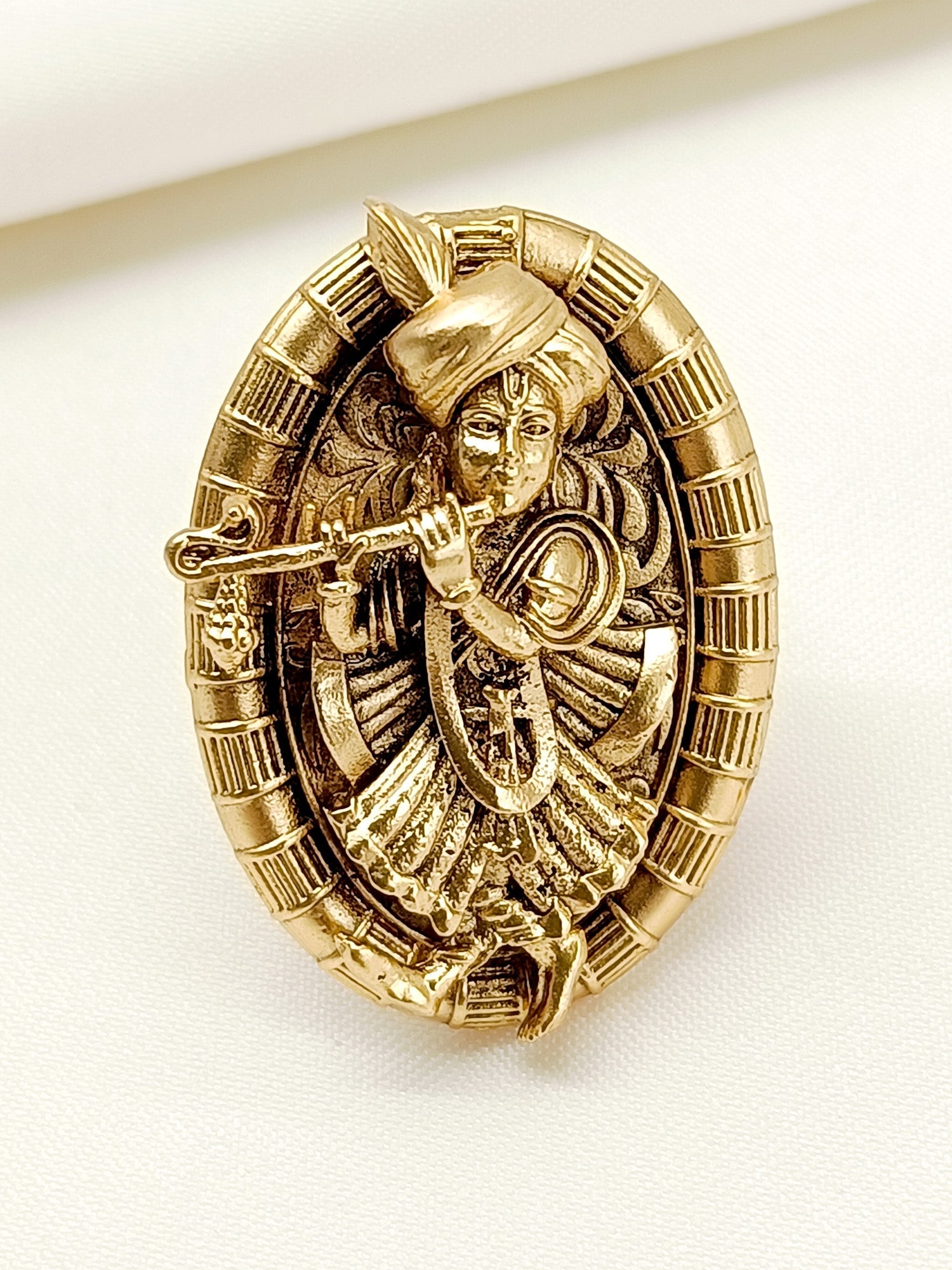 Aadhyavi Antique Finger Ring