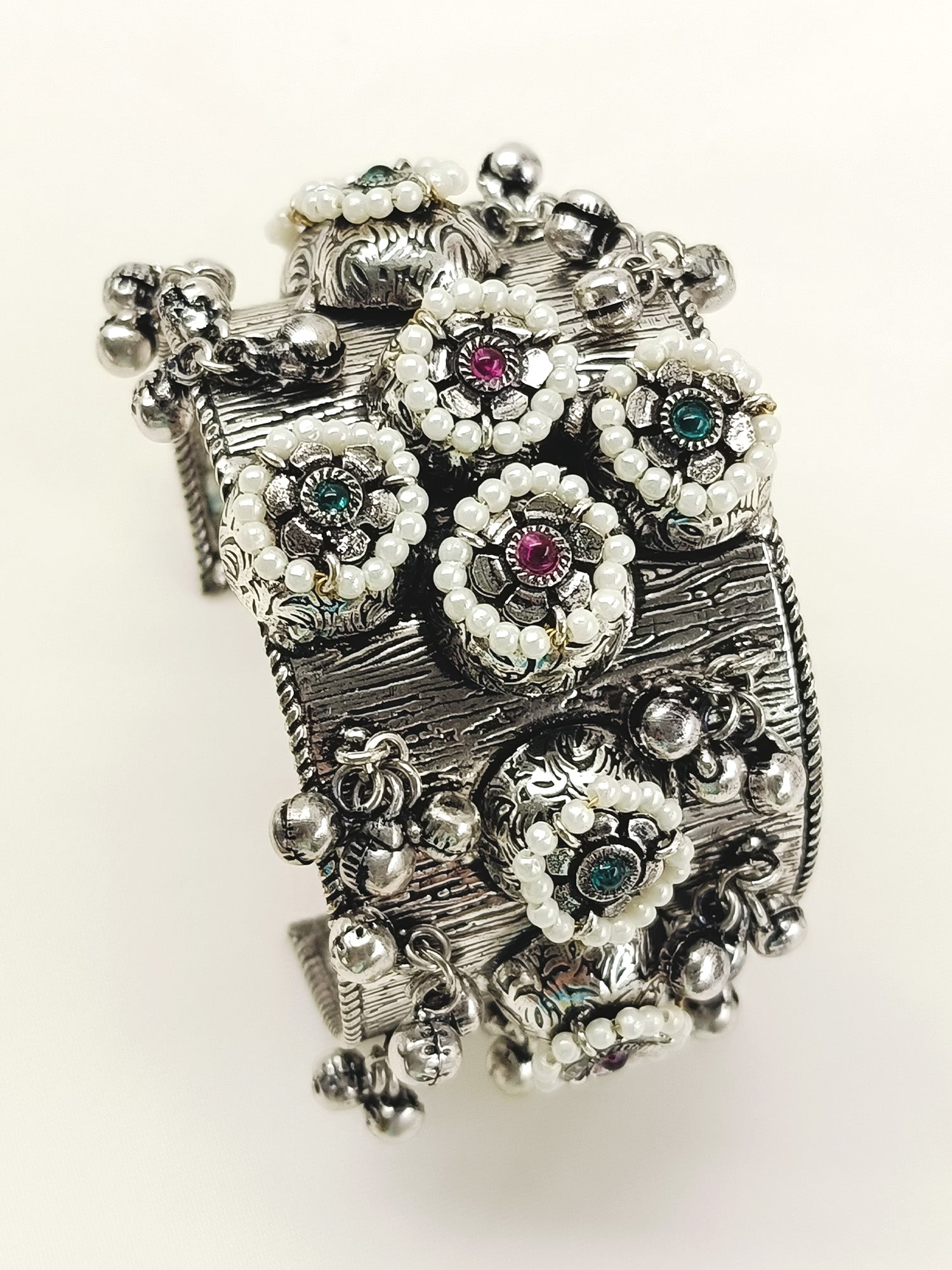 Vrndavanesvari R&G Oxidized Bracelet