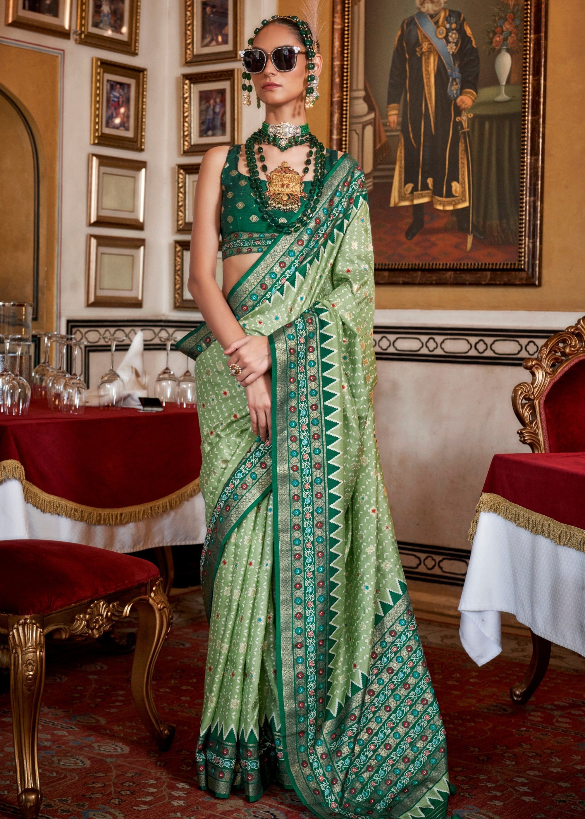Dynasty Green Silk Saree With Traditional Classic Design - qivii