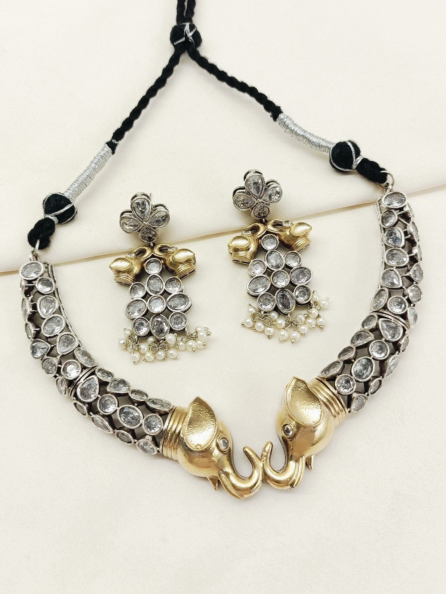 Leylani White Oxidized Choker Set