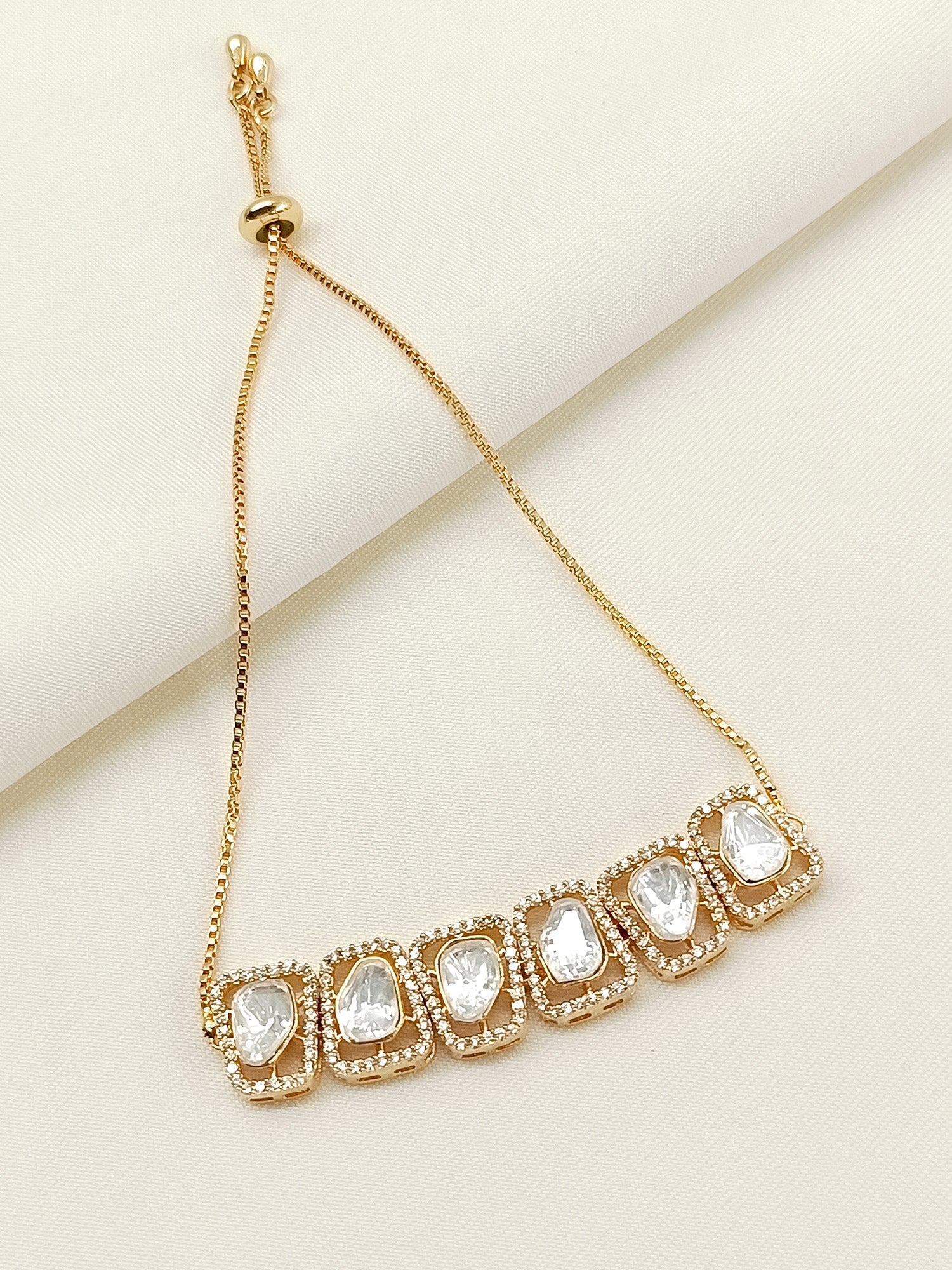 Mohik White Kundan Bracelet