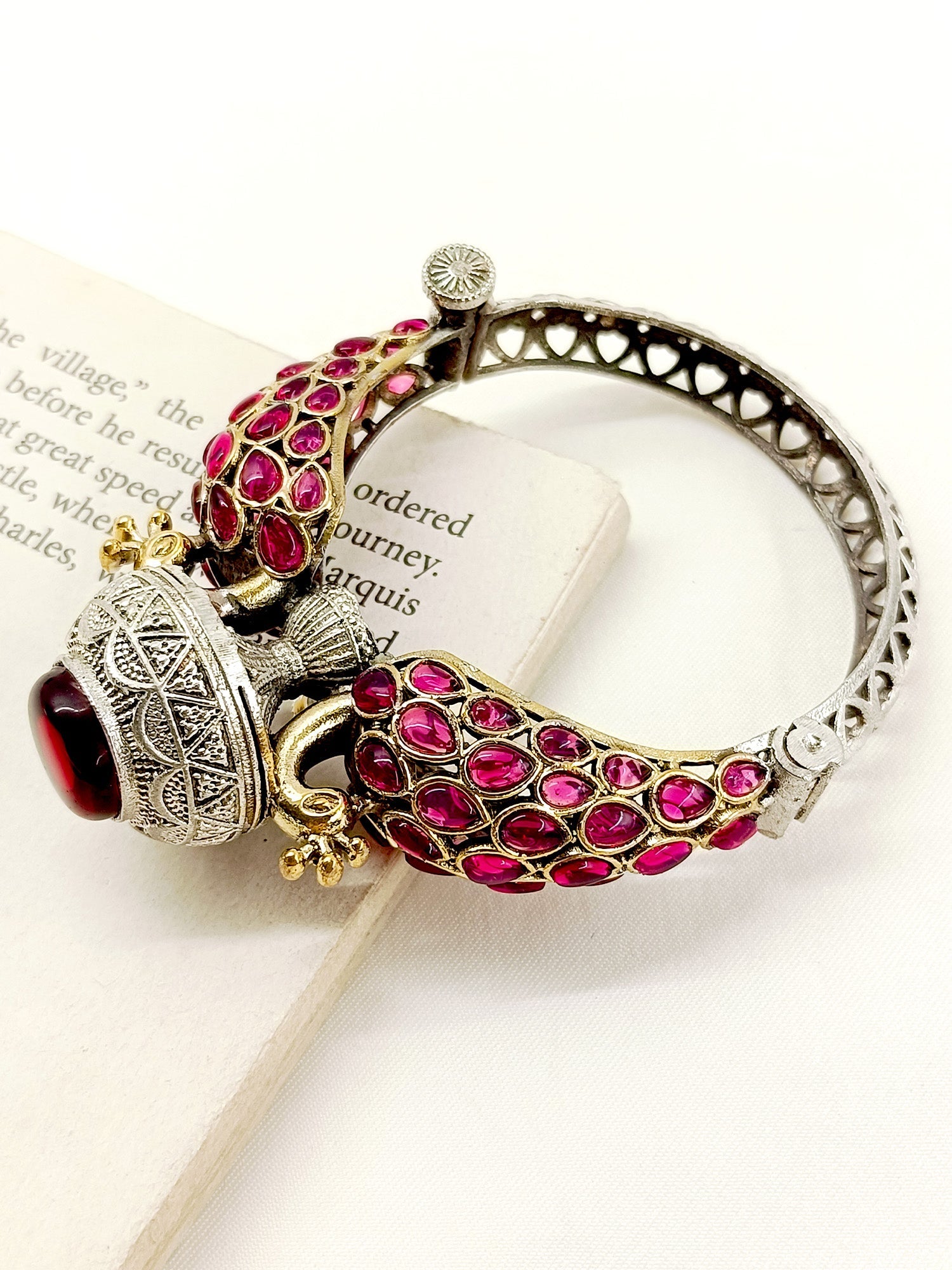 Ganishkha Majenta Peacock Oxidized Bracelet