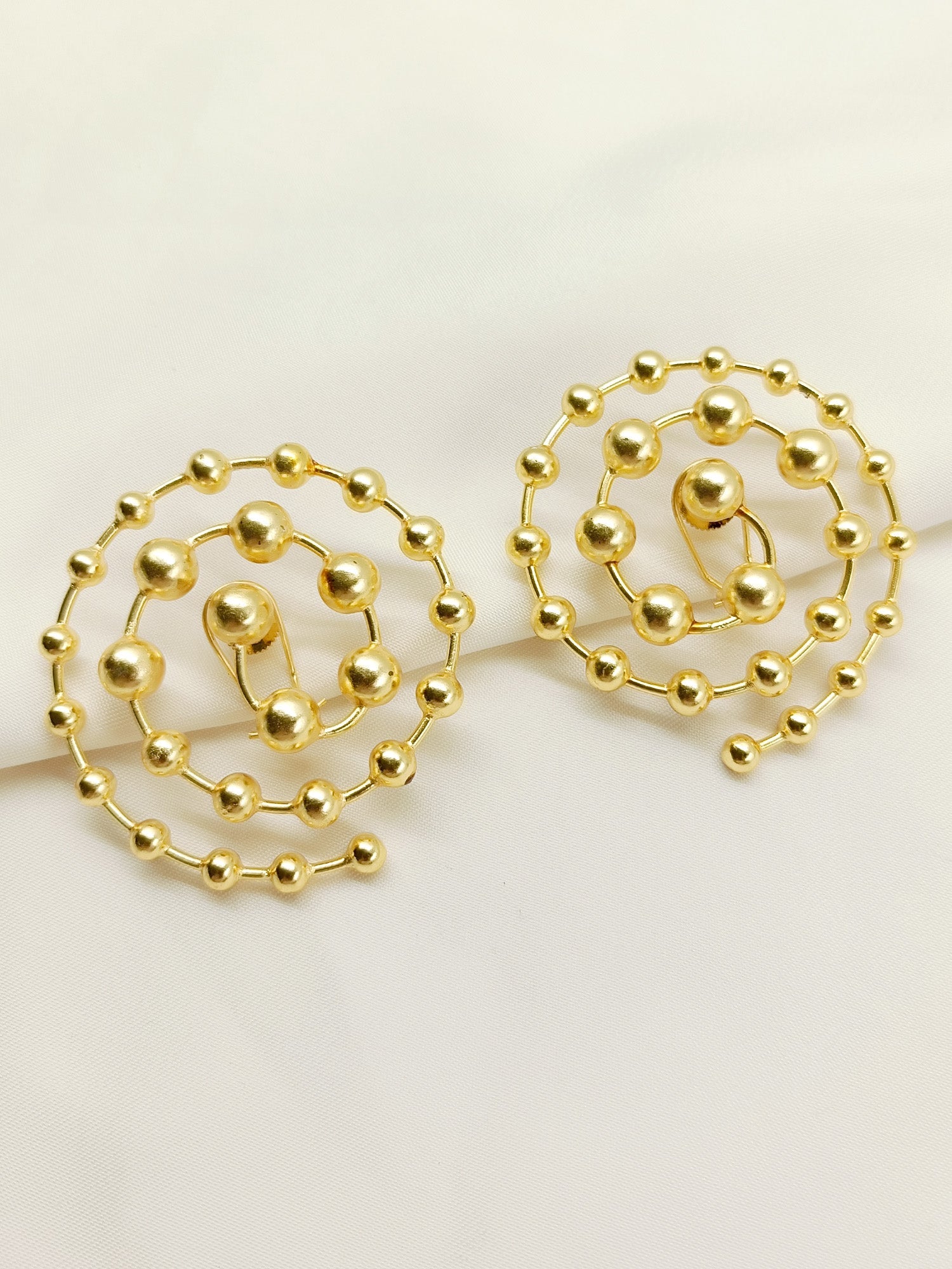 Diki Golden Boutique Tops