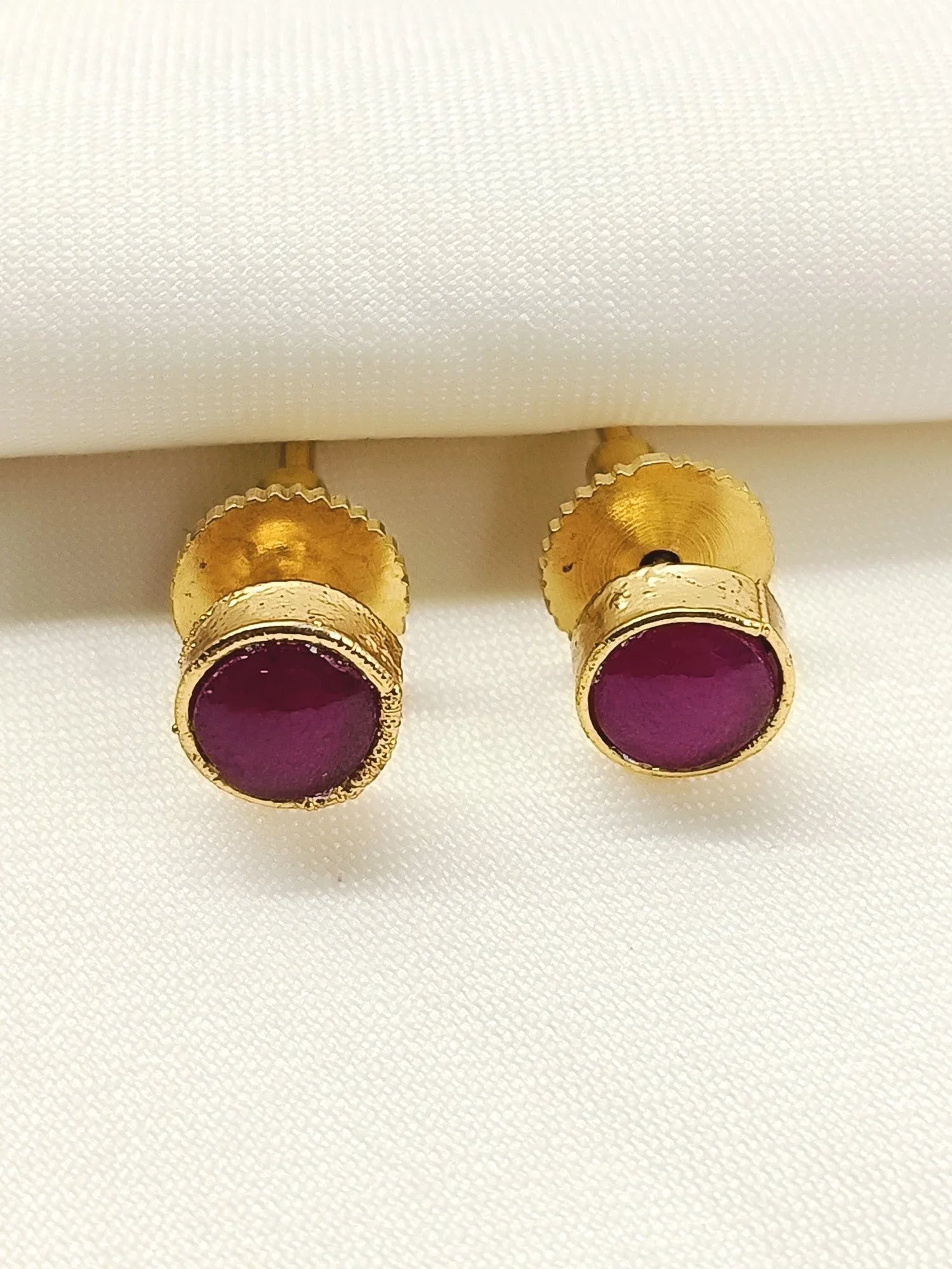 Malhar Ruby Kundan Earcuff With Stud