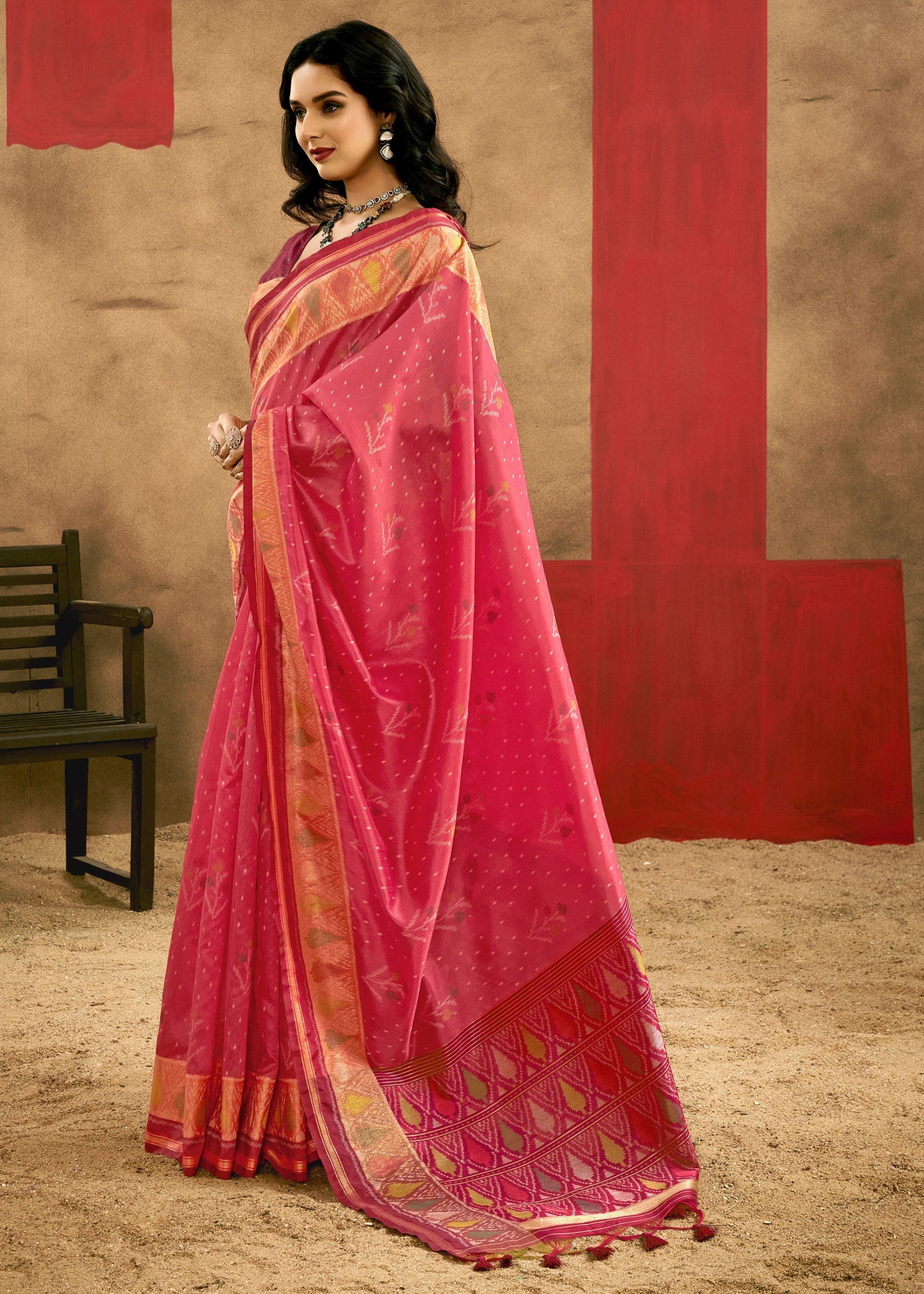 Pink Patola Handloom Weaving Silk Saree - qivii