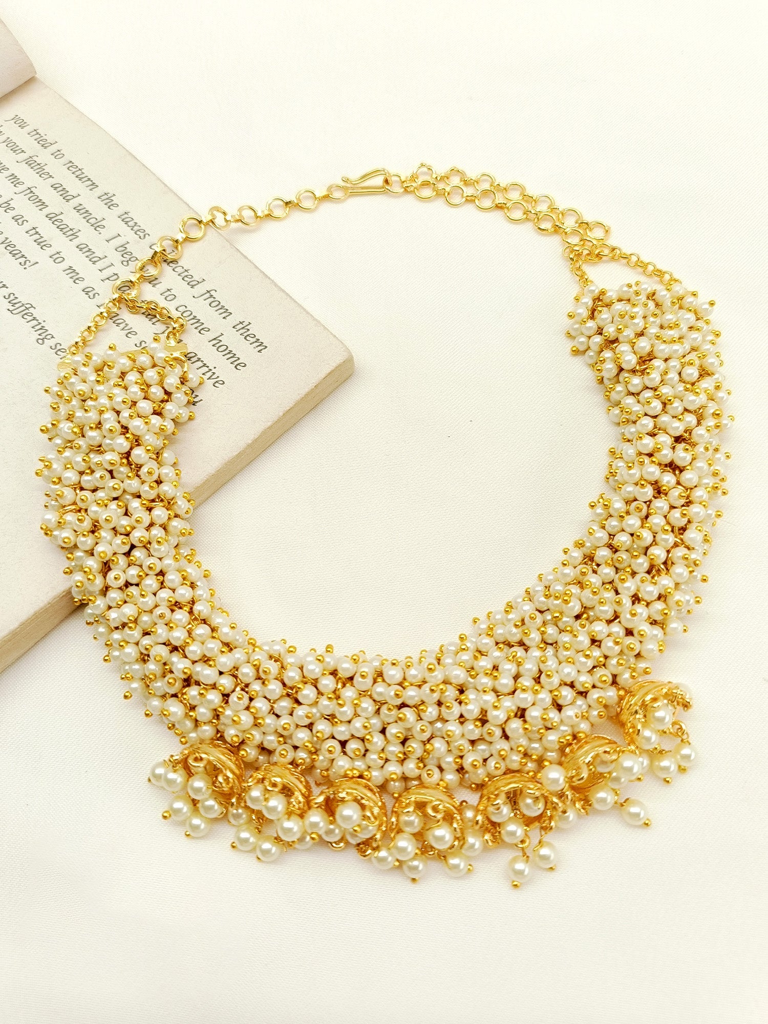 Eesha Cream Boutique Neckpiece - qivii