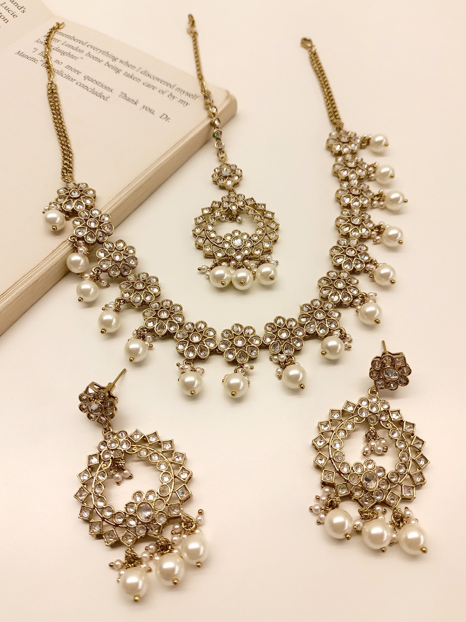 Anokhi White Polki Necklace Set - qivii