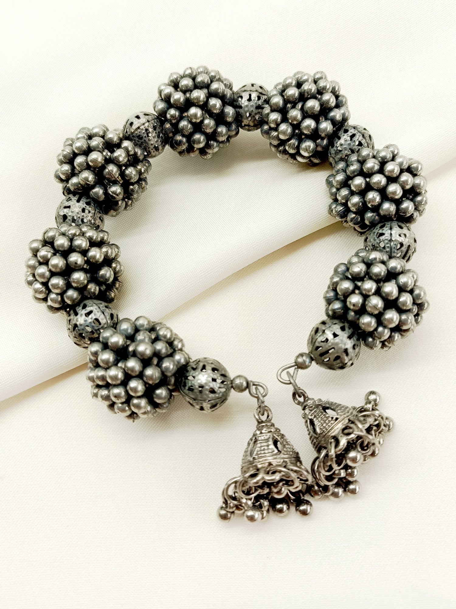 Azill Plain Oxidized Bracelet