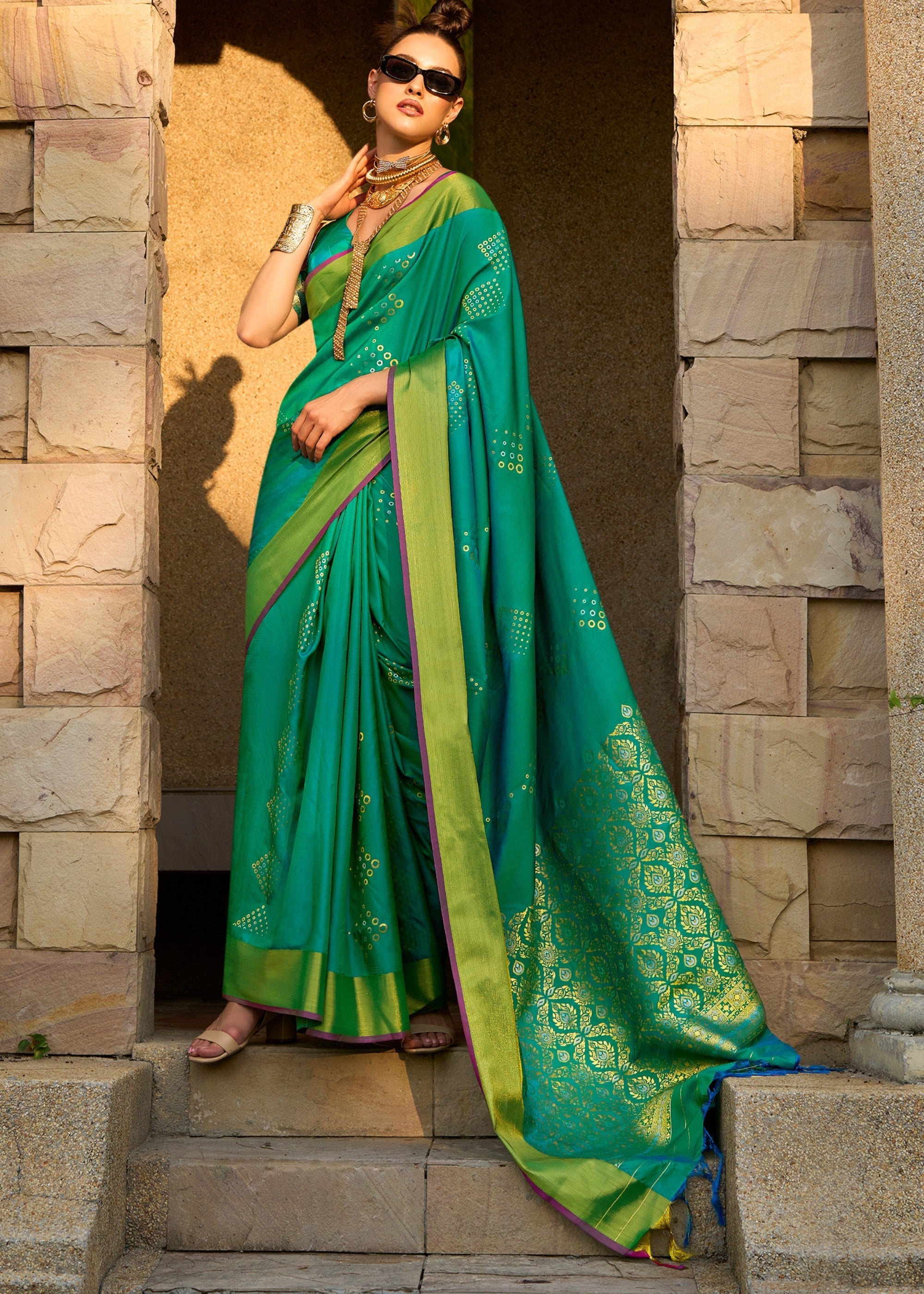 Bright Green Handloom Weaving Satin Silk Saree - qivii