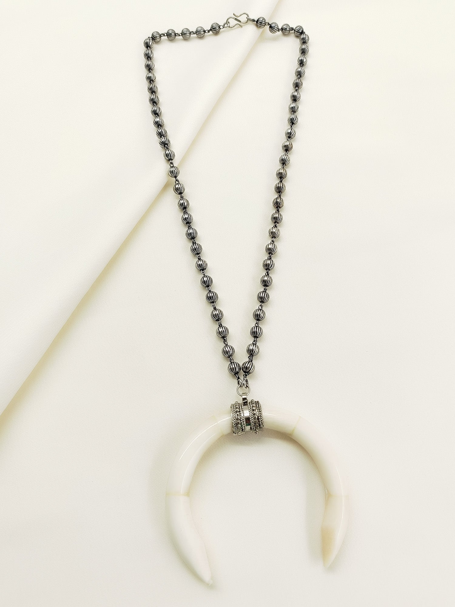 Mackenzie White Bone Neckpiece