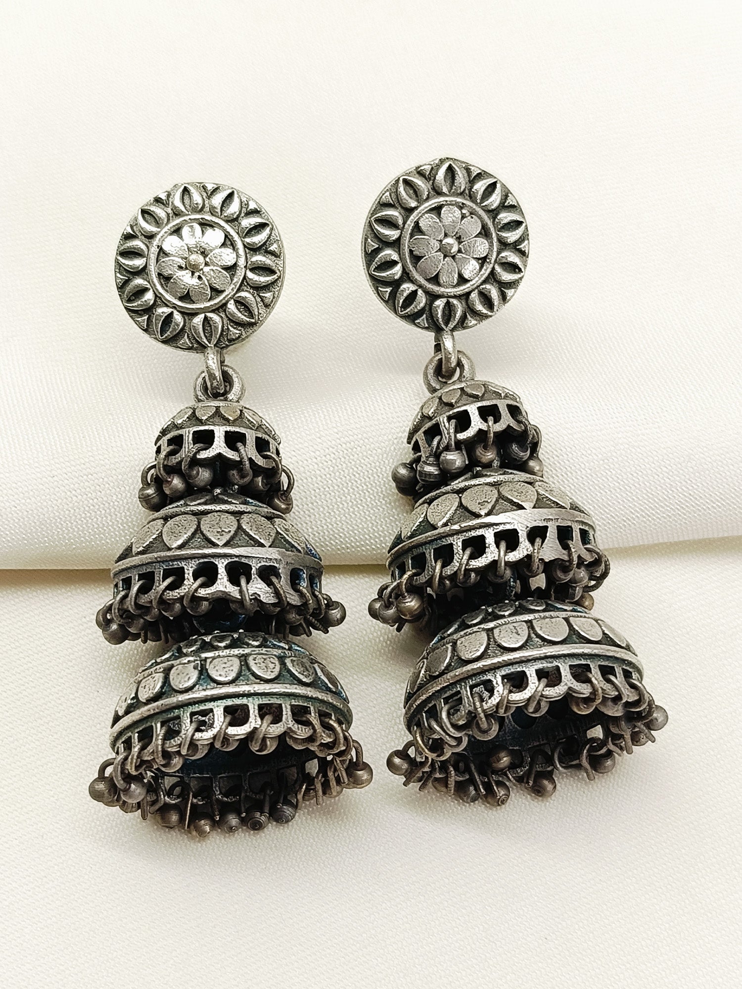 Punarvi Plain Oxidized Jhumki