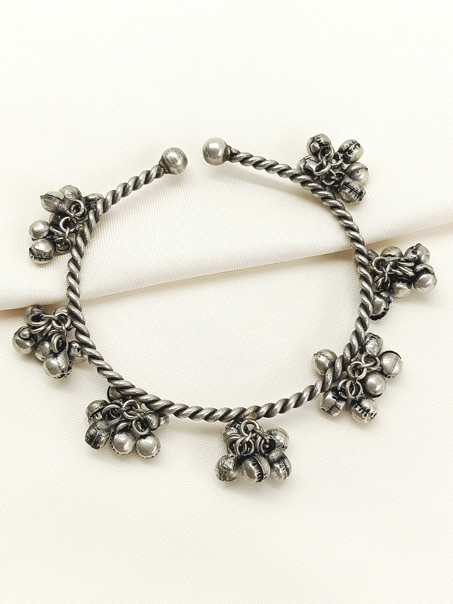 Garbha Silver Boutique Bracelet