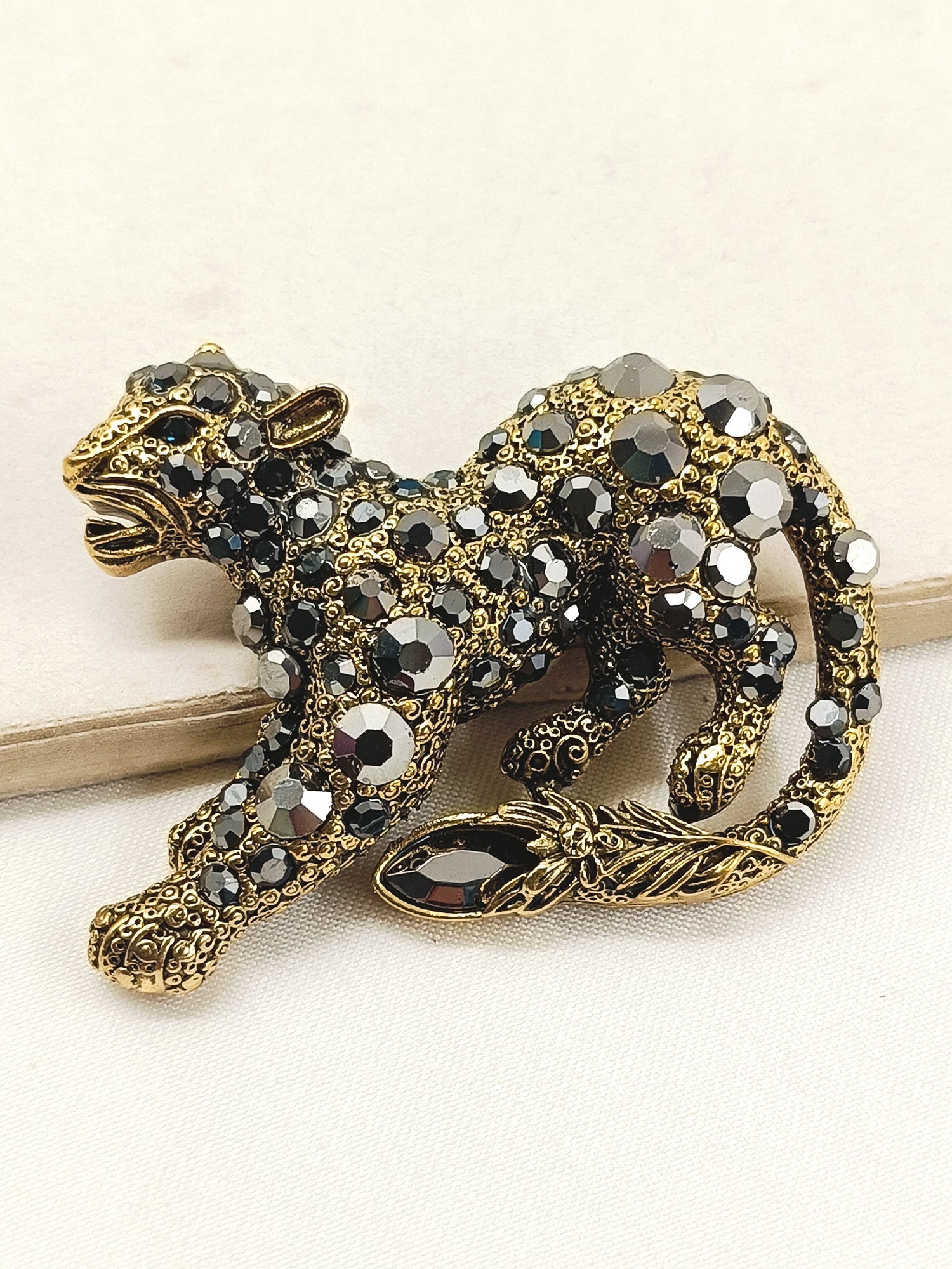Vibhav Golden Tiger Men's Brooch